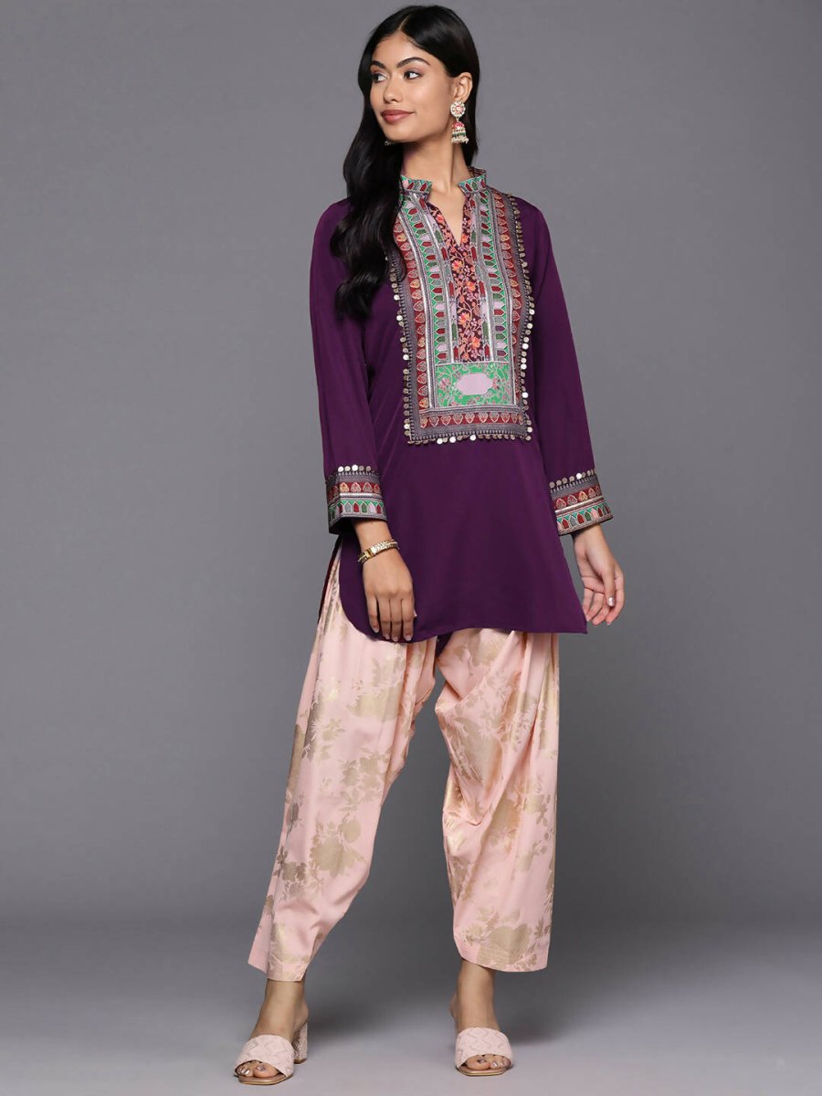 Ahalyaa Women's Traditional wear Kurta Set - Burgundy