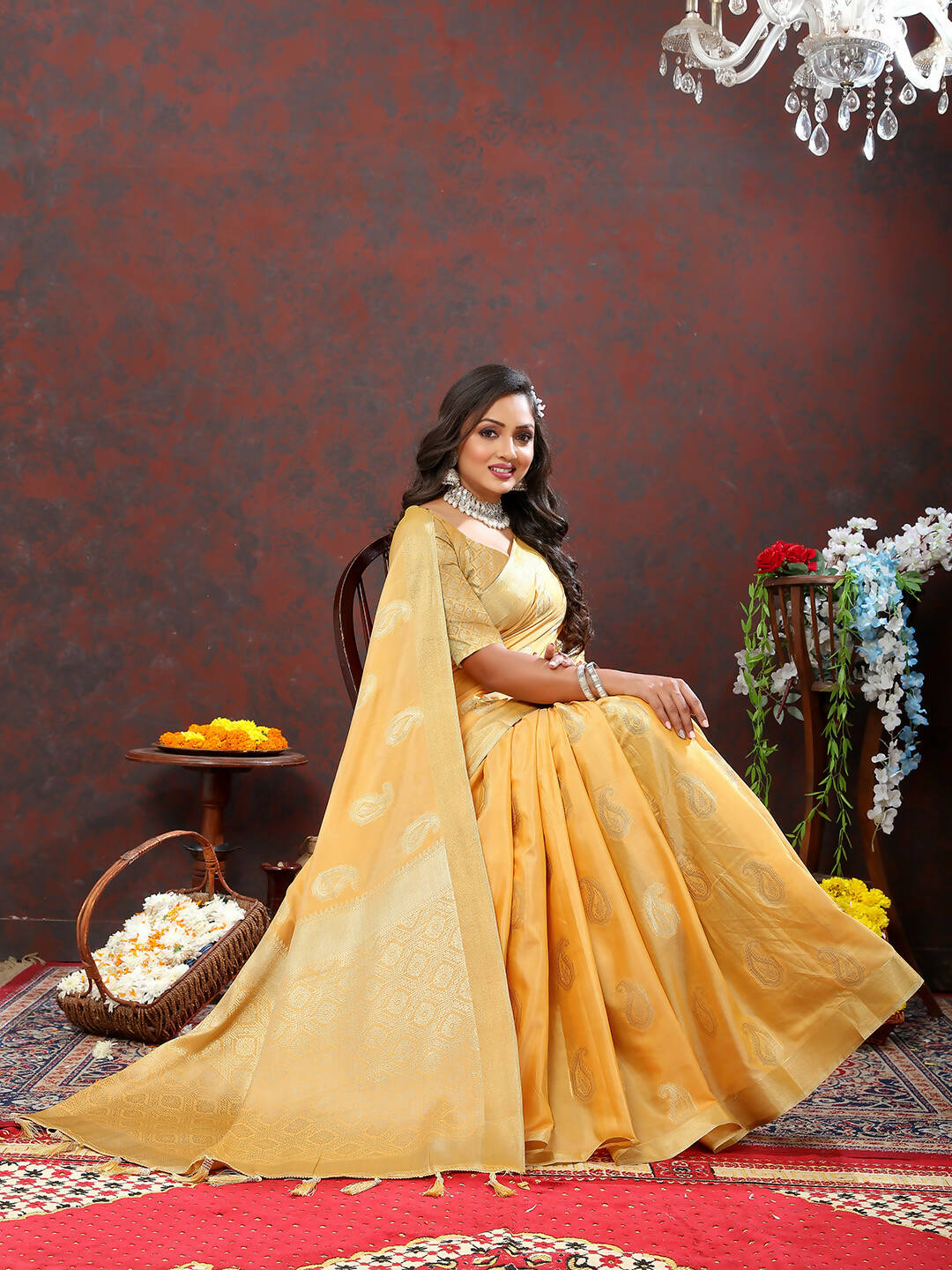 Lorenvalley Fashion Gold Cotton Woven Design with Zari Weaving Design Saree