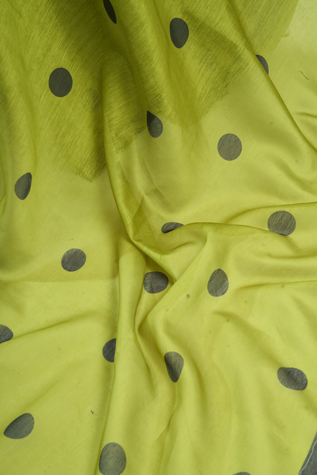 Vastranavya Olive Digital Printed Linen Ready To Wear Designer Saree with Unstitched Blouse