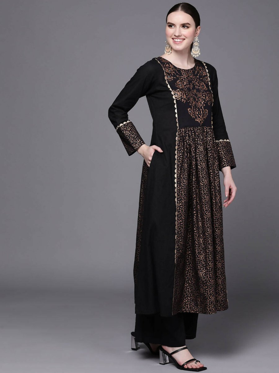 Ahalyaa Women Black Floral Printed Pure Cotton Kurta with Palazzos