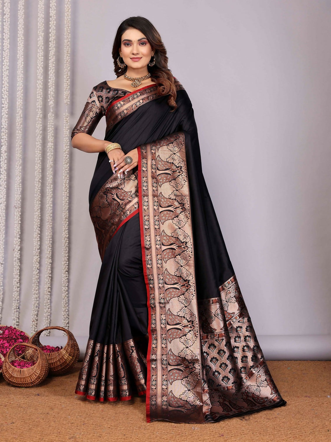 Joban Fashion Black Woven Banarasi Silk Sarees