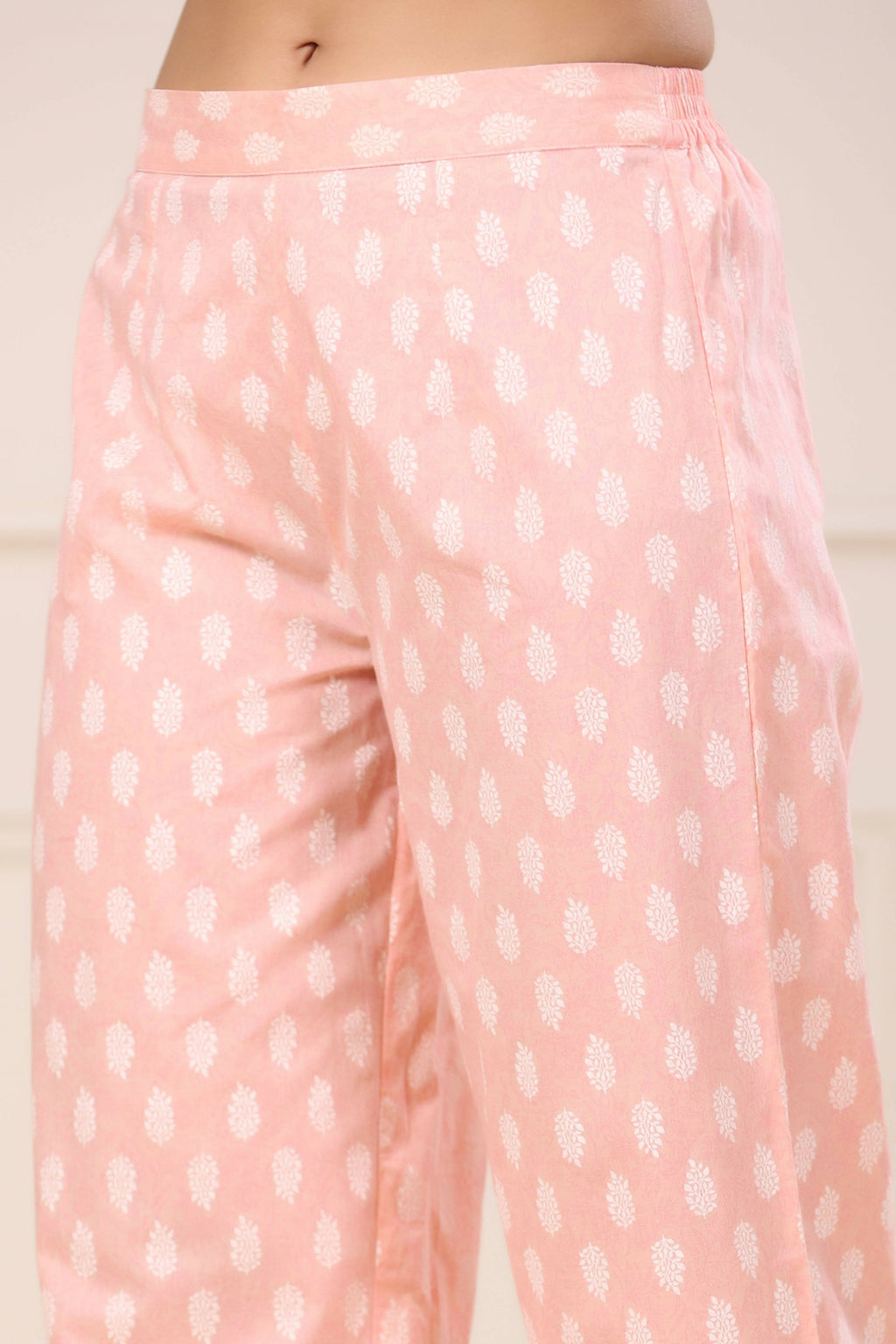 Juniper Women's Peach Printed Straight Kurta Sets