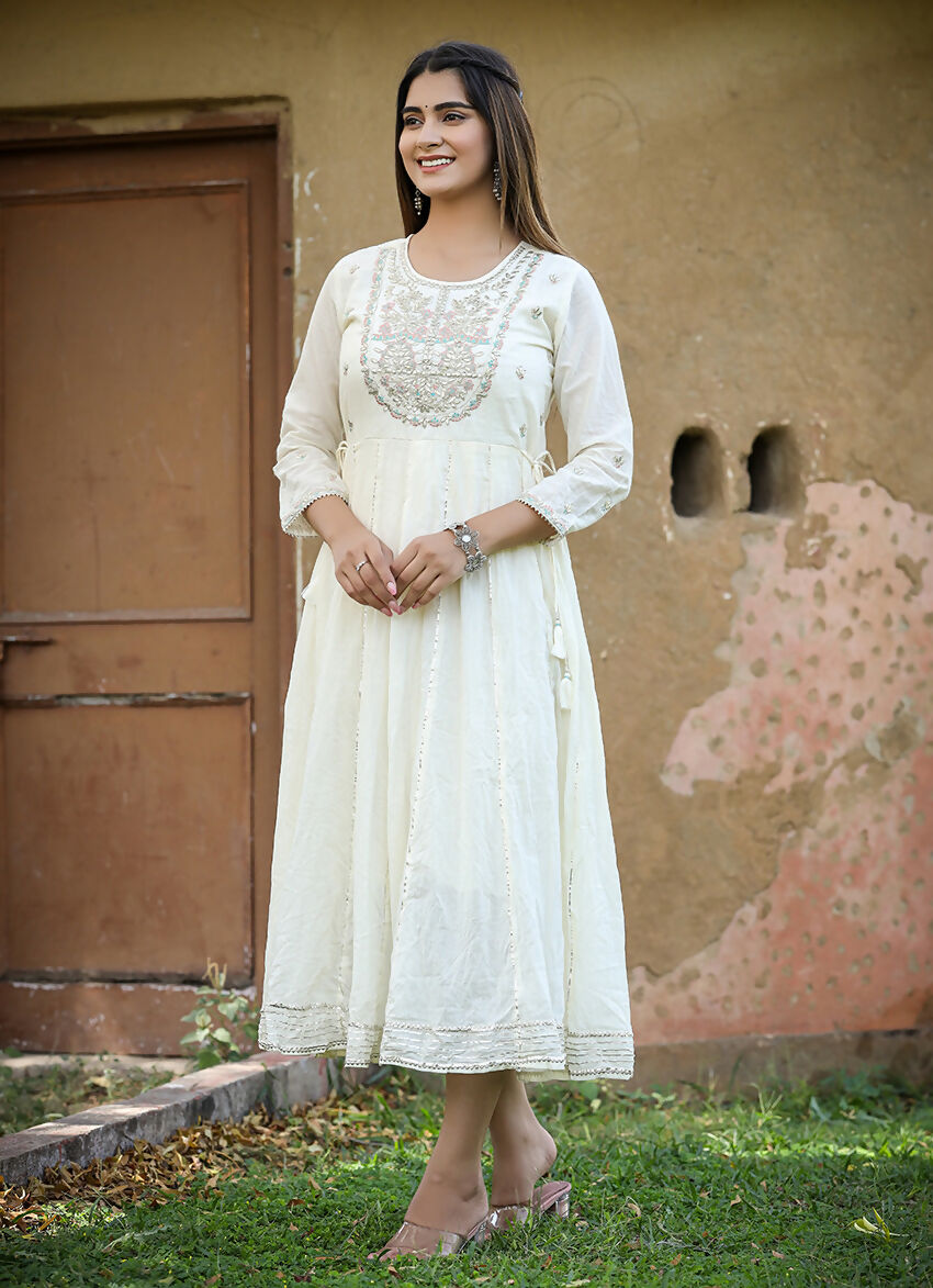 Kaajh Women's White Floral Embroidered Cotton Ethnic Dress
