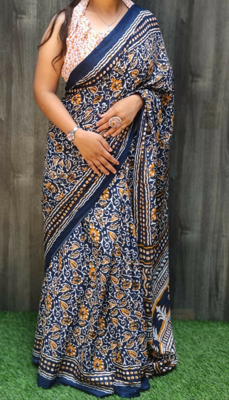 Exclusive Collection Blue Beautiful Mulmul Cotton Saree