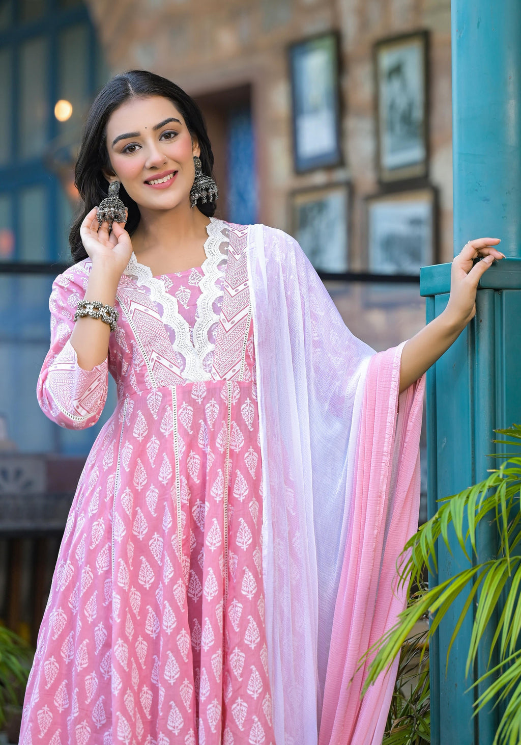 Juniper Powder Rose Pink Lace-Trim Printed Kurta Set With Dupatta