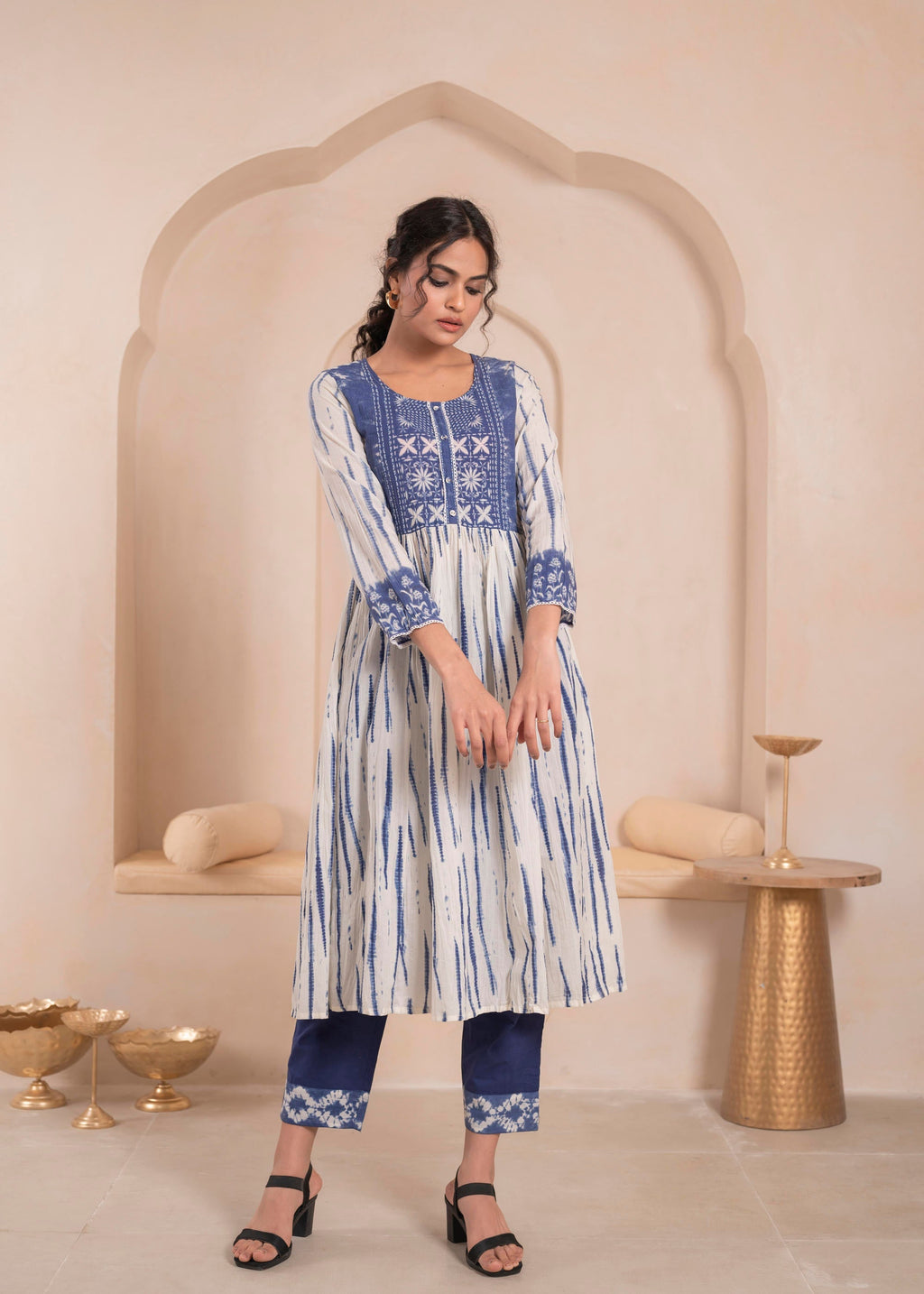 Juniper Navy Blue And White Kurta , Solid Bottom And Tie -Dye Dupatta With Cotton Lace , Buttons , Sequin