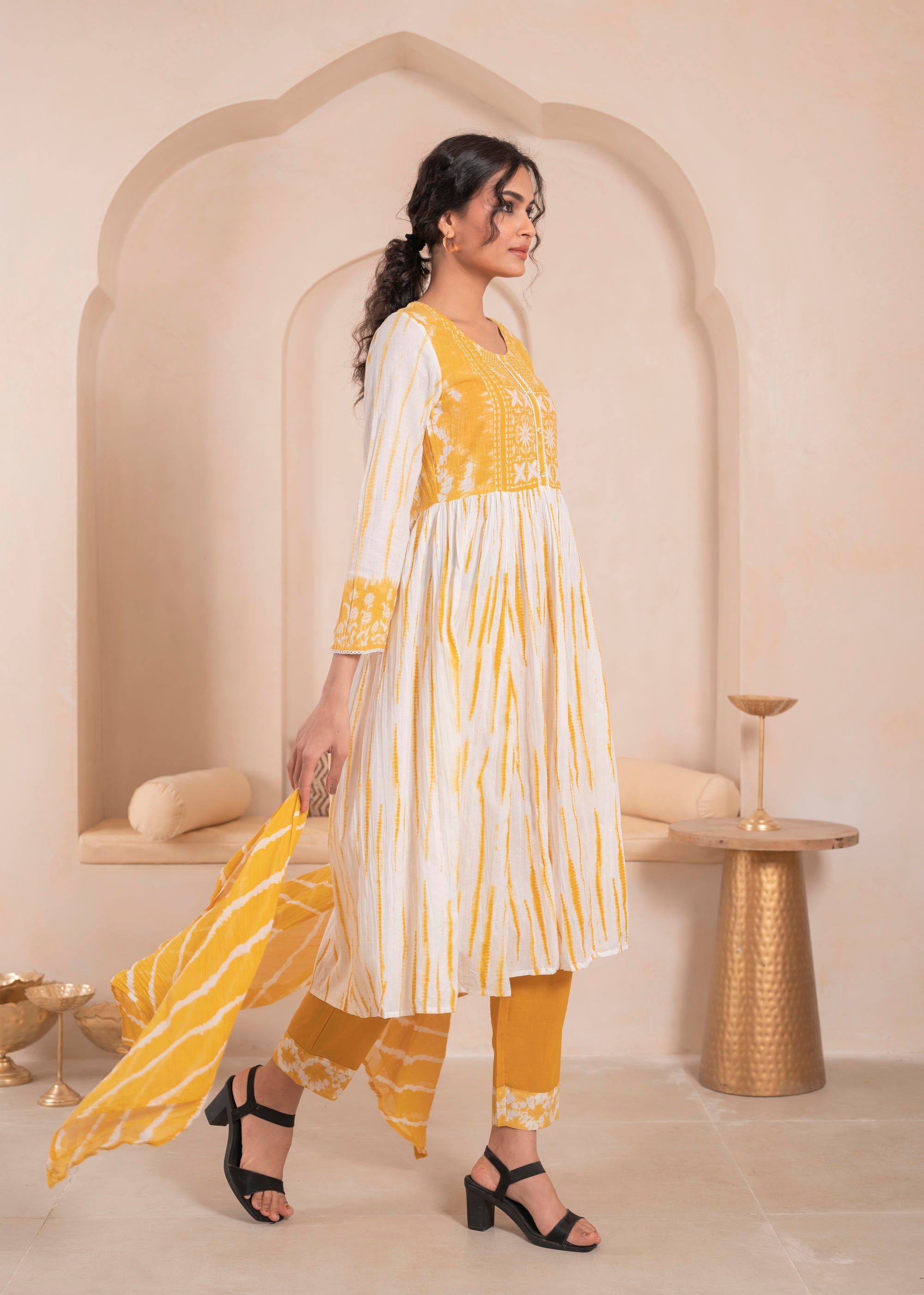 Juniper Mustered and white kurta , solid bottom and tie - dye dupatta with cotton lace , buttons , sequence