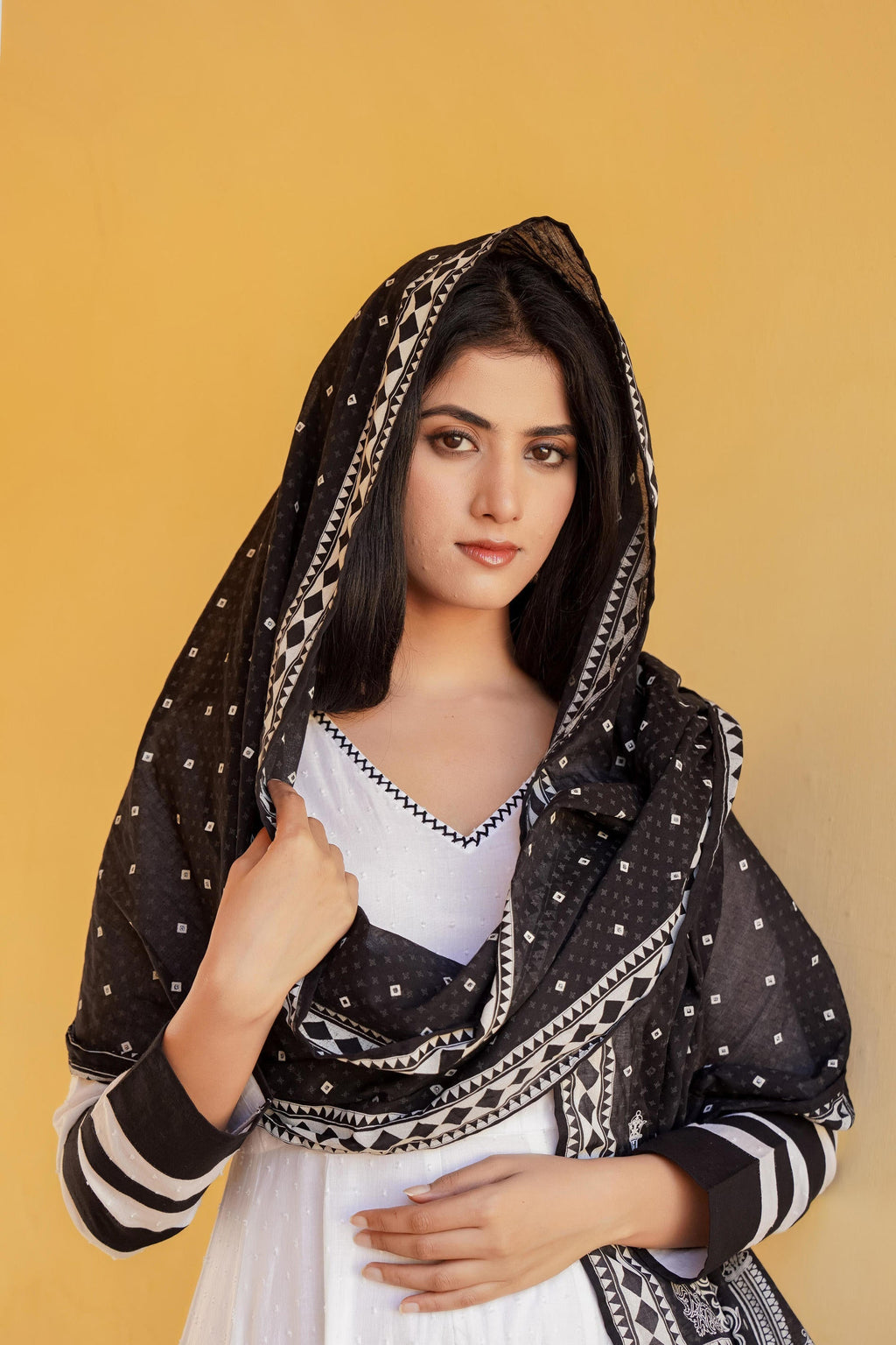Juniper White Ethnic Motif Printed Dress & Dupatta Set With Thread Work
