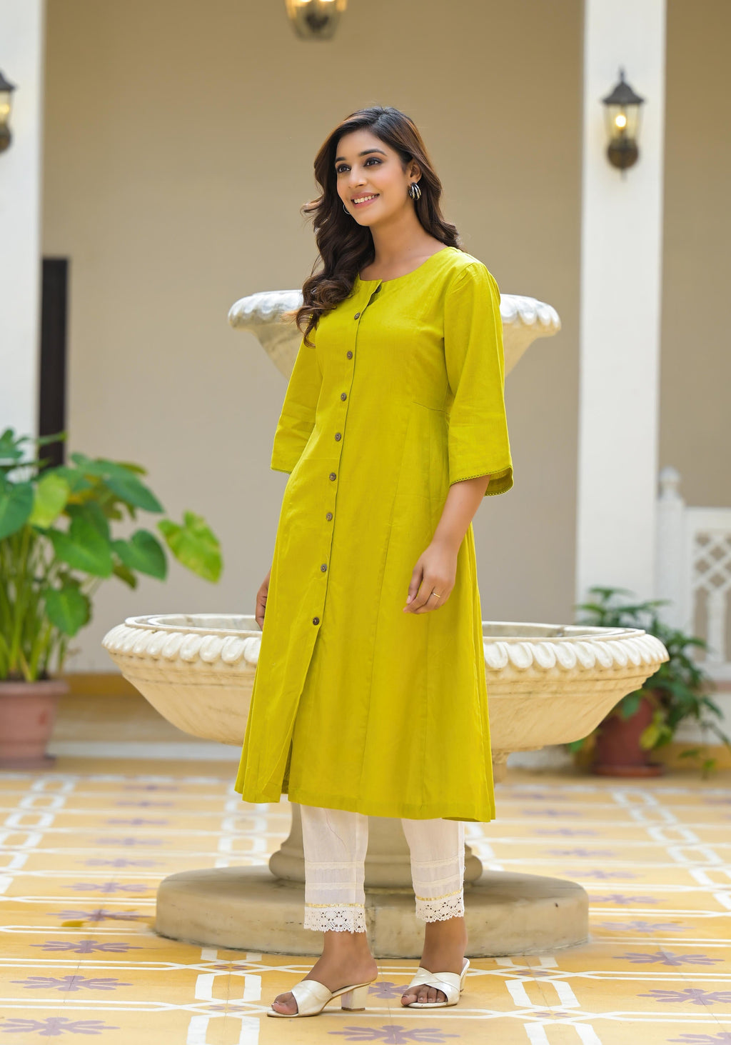 Juniper Lime Green Solid Cotton Linen Kurta With Button Closure