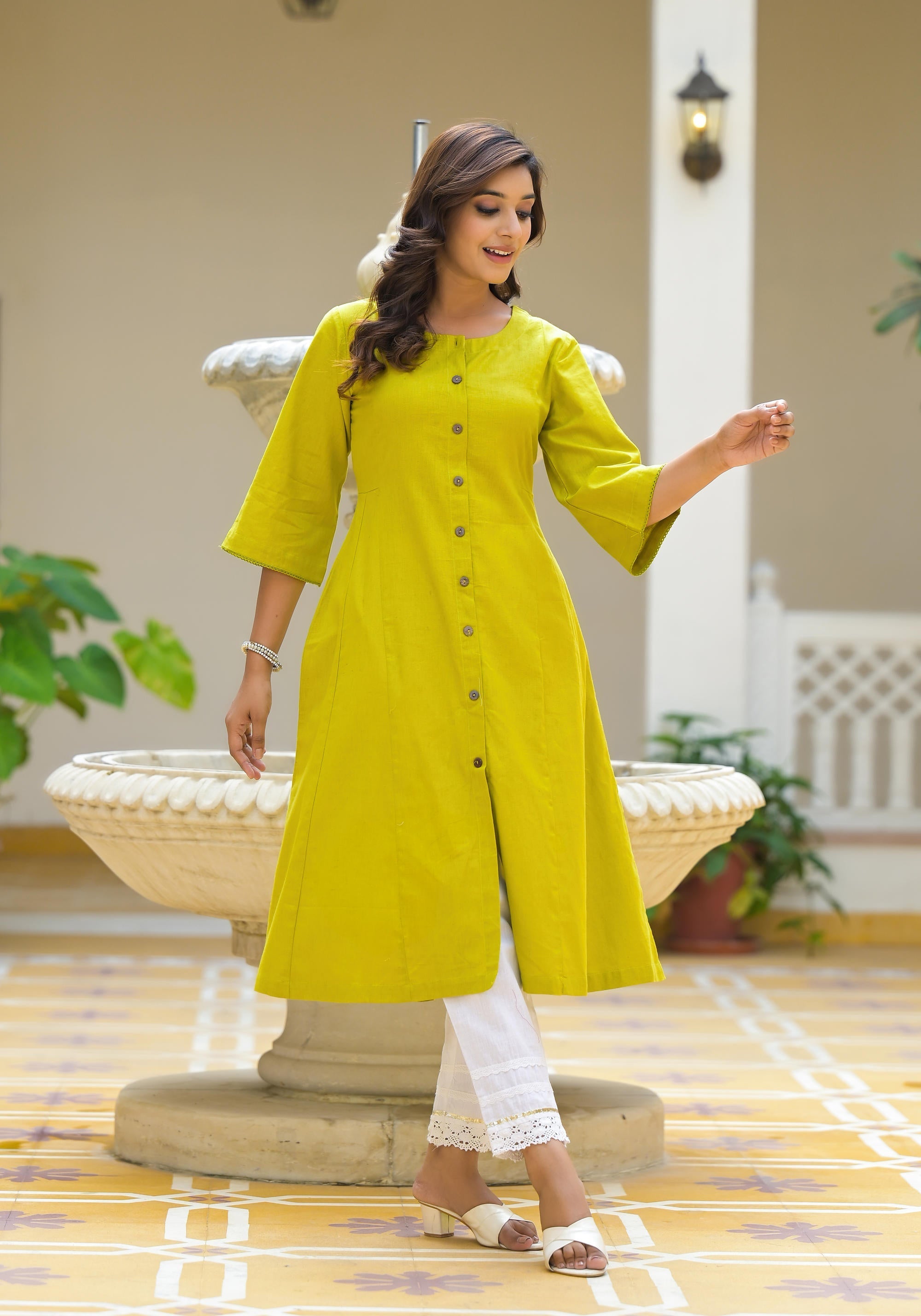 Juniper Lime Green Solid Cotton Linen Kurta With Button Closure