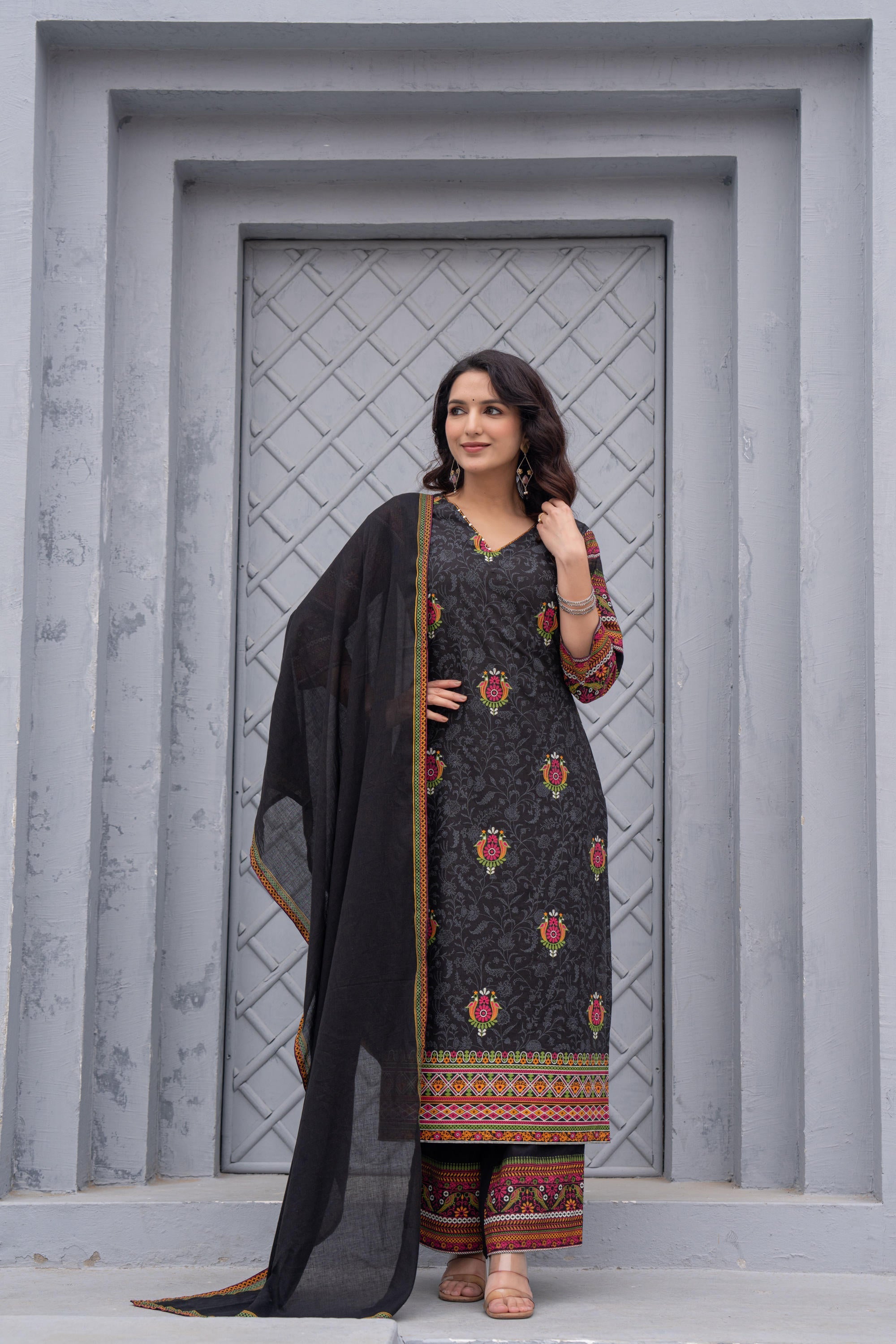 Juniper Black Floral Printed Cotton Kurta Set With Thread Work & Sequins