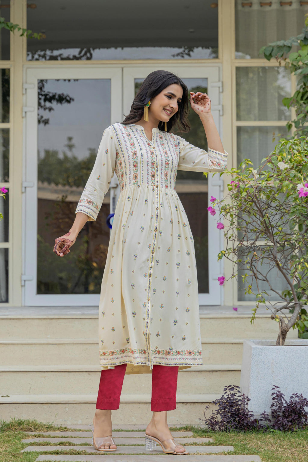 Juniper Ivory Floral Printed Cotton Kurta With Thread Work & Lace