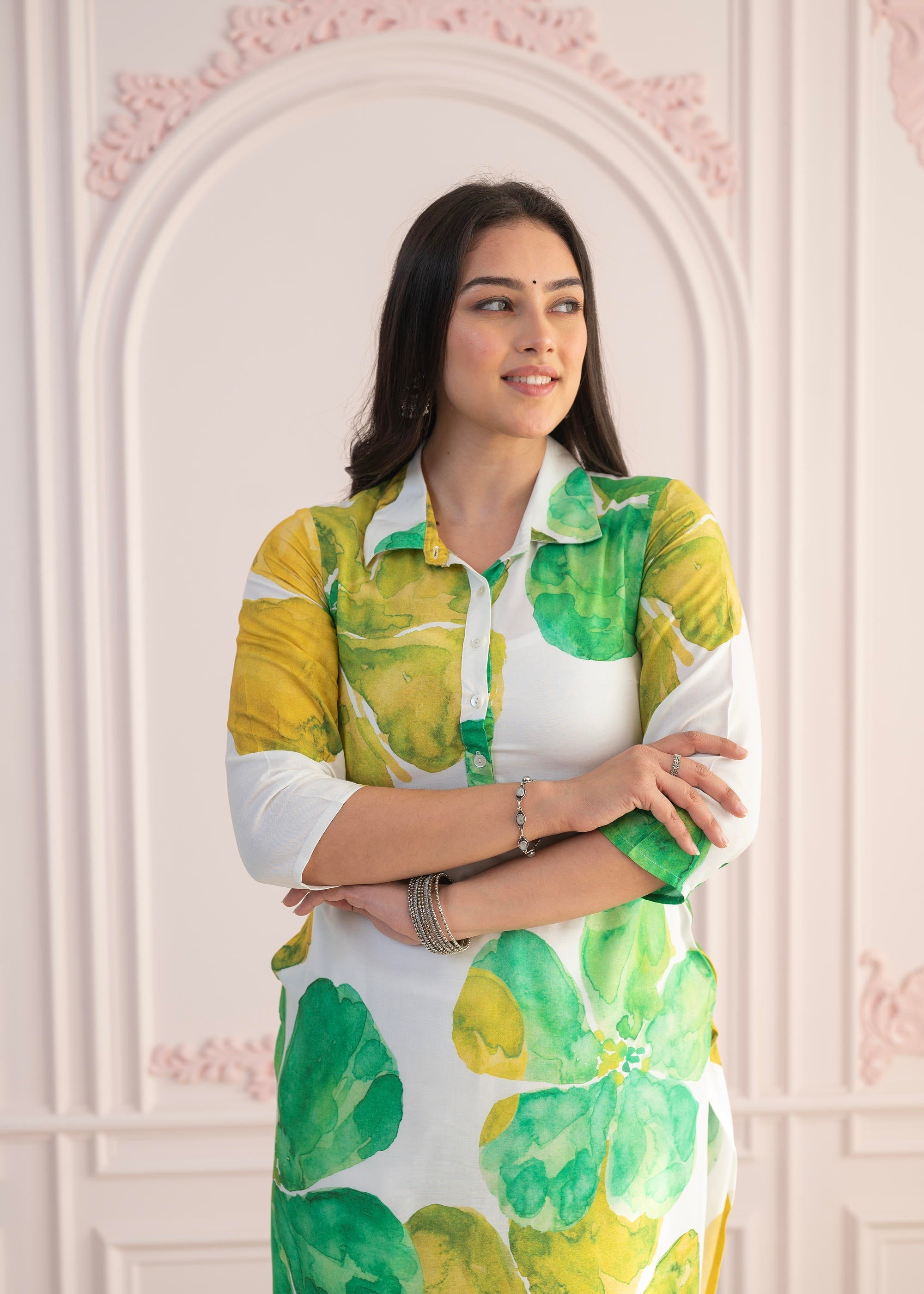Juniper Green Floral Printed Viscose Kurta with Button Closure