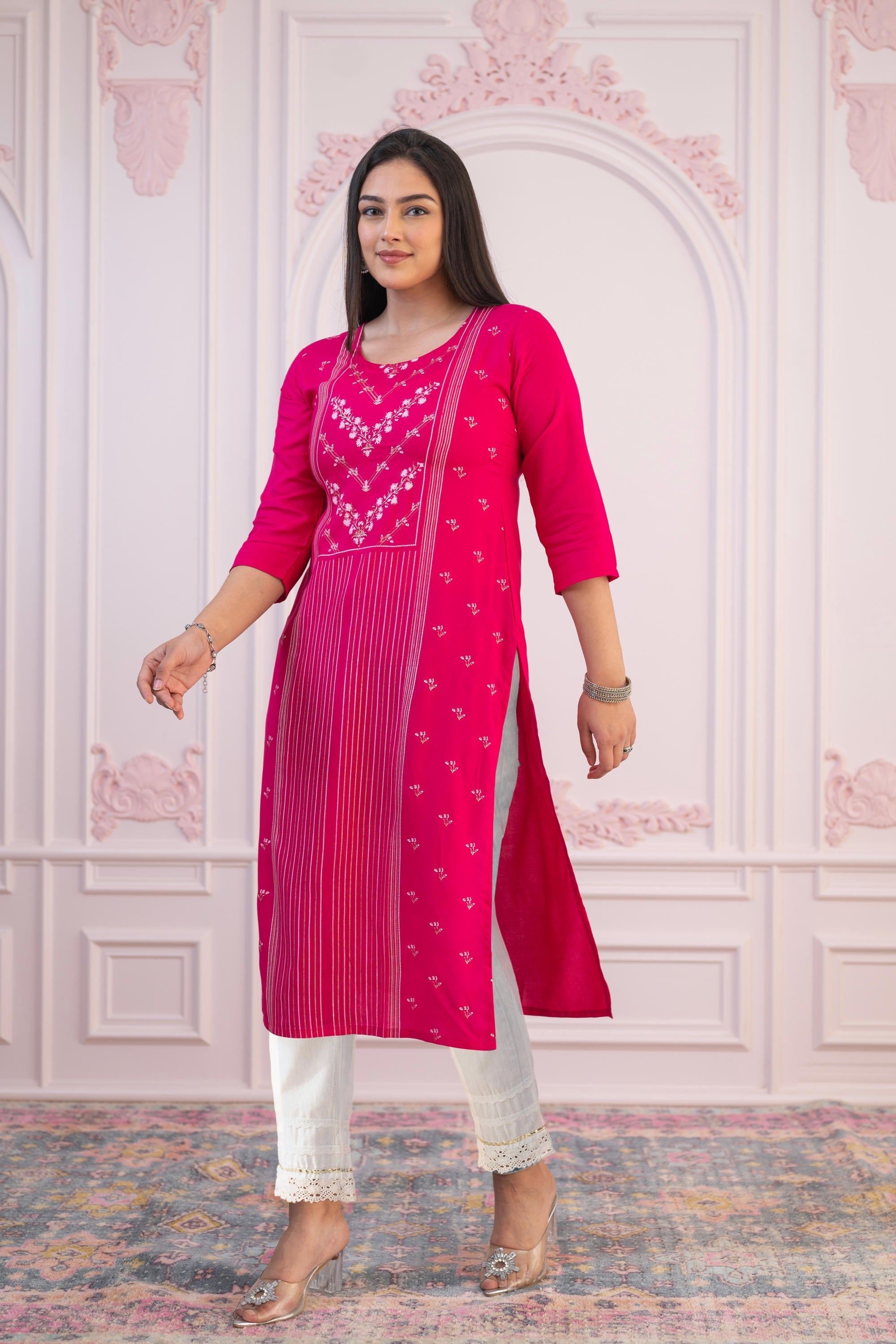 Juniper Women's Fuchsia Printed Viscose Straight Fit Kurta With Round Neck