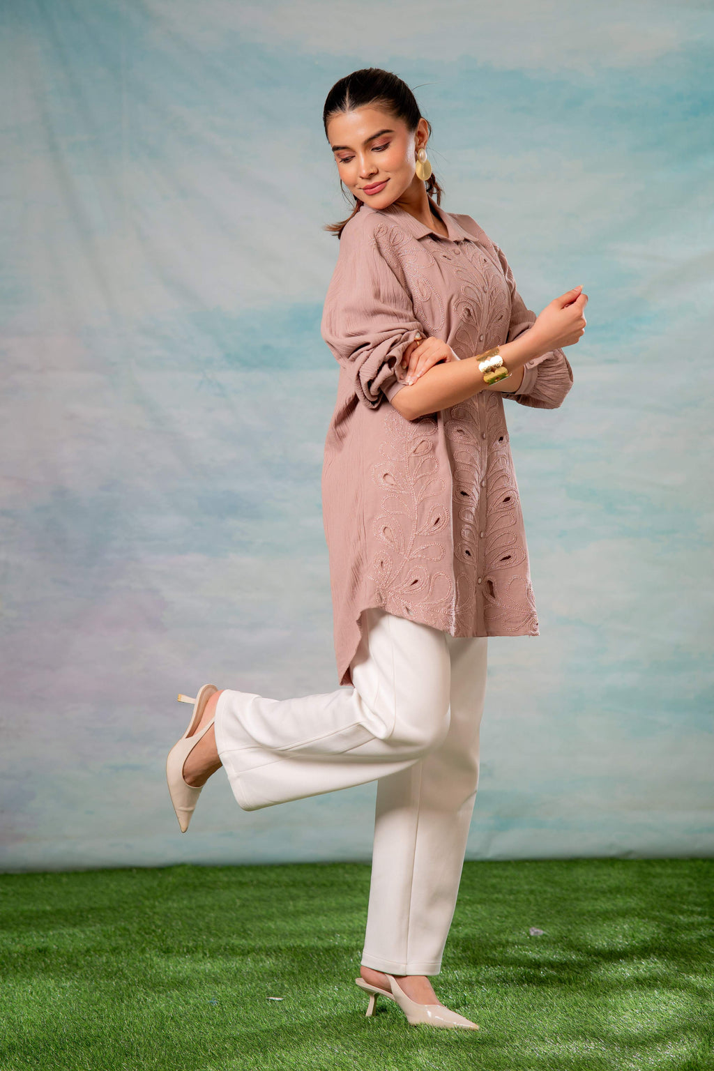 Juniper Pink Embroidered Viscose-Linen Shirt With Zari Work
