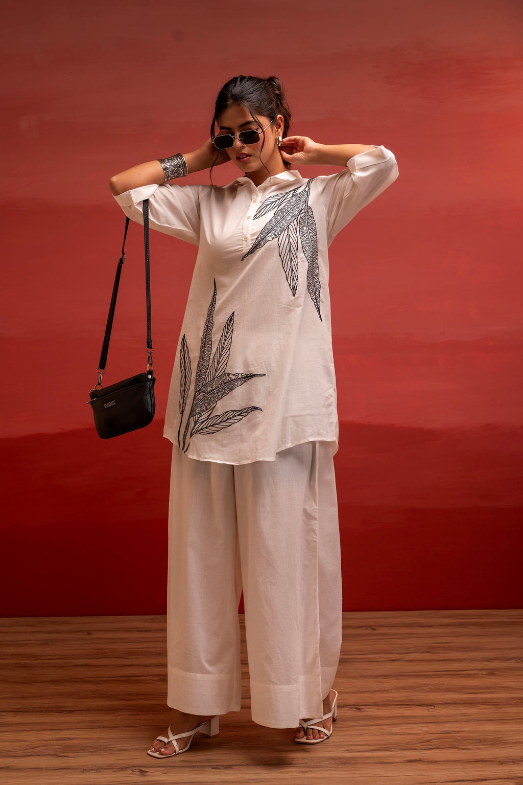 Juniper Off-White Leaf Printed Co-Ord Set With Collared Tunic & Wide-Leg Pant