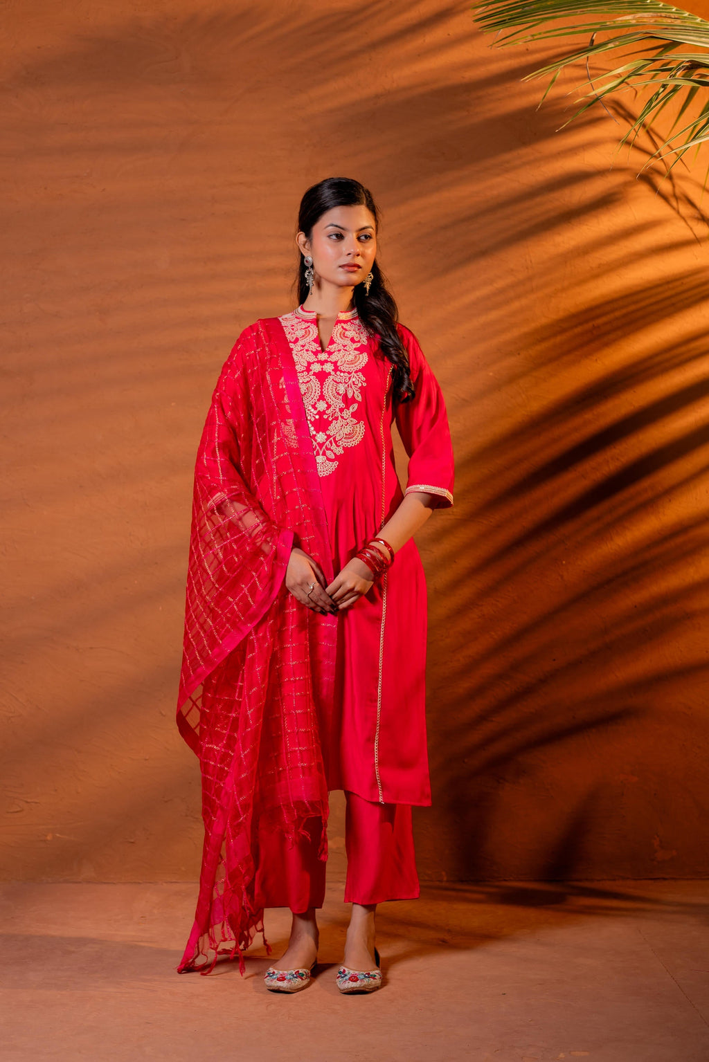 Juniper Fuchsia Embroidered Kurta Set With Zari Checked Dupatta