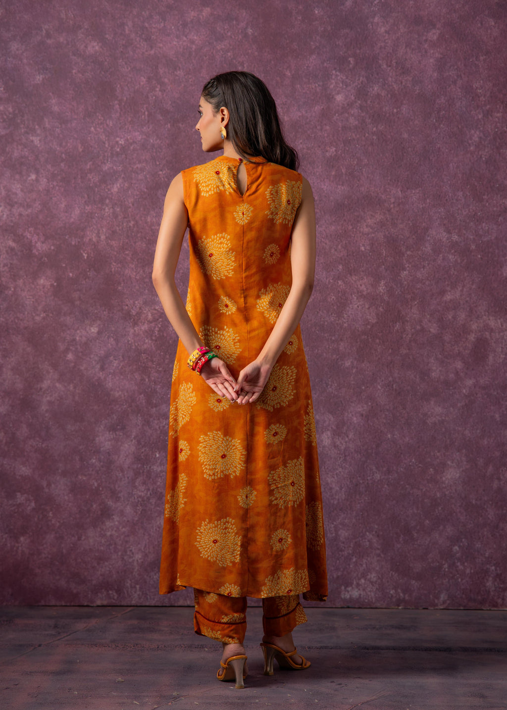 Juniper Women'S Mustard Floral Printed Kurta With Pant Set