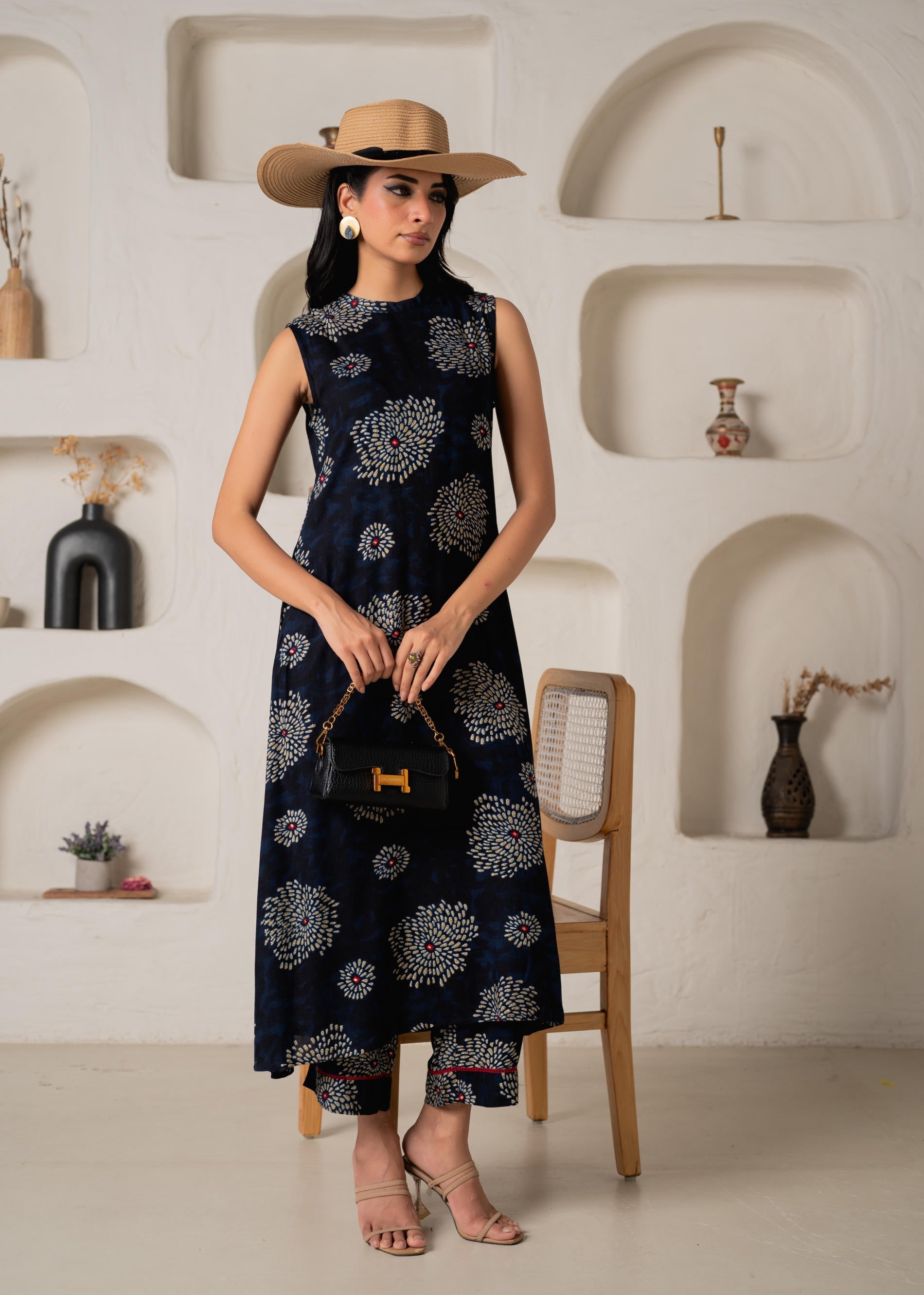 Juniper Women'S Navy Floral Printed Kurta With Pant Set