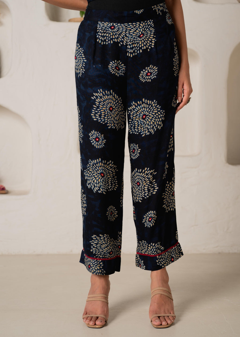Juniper Women'S Navy Floral Printed Kurta With Pant Set