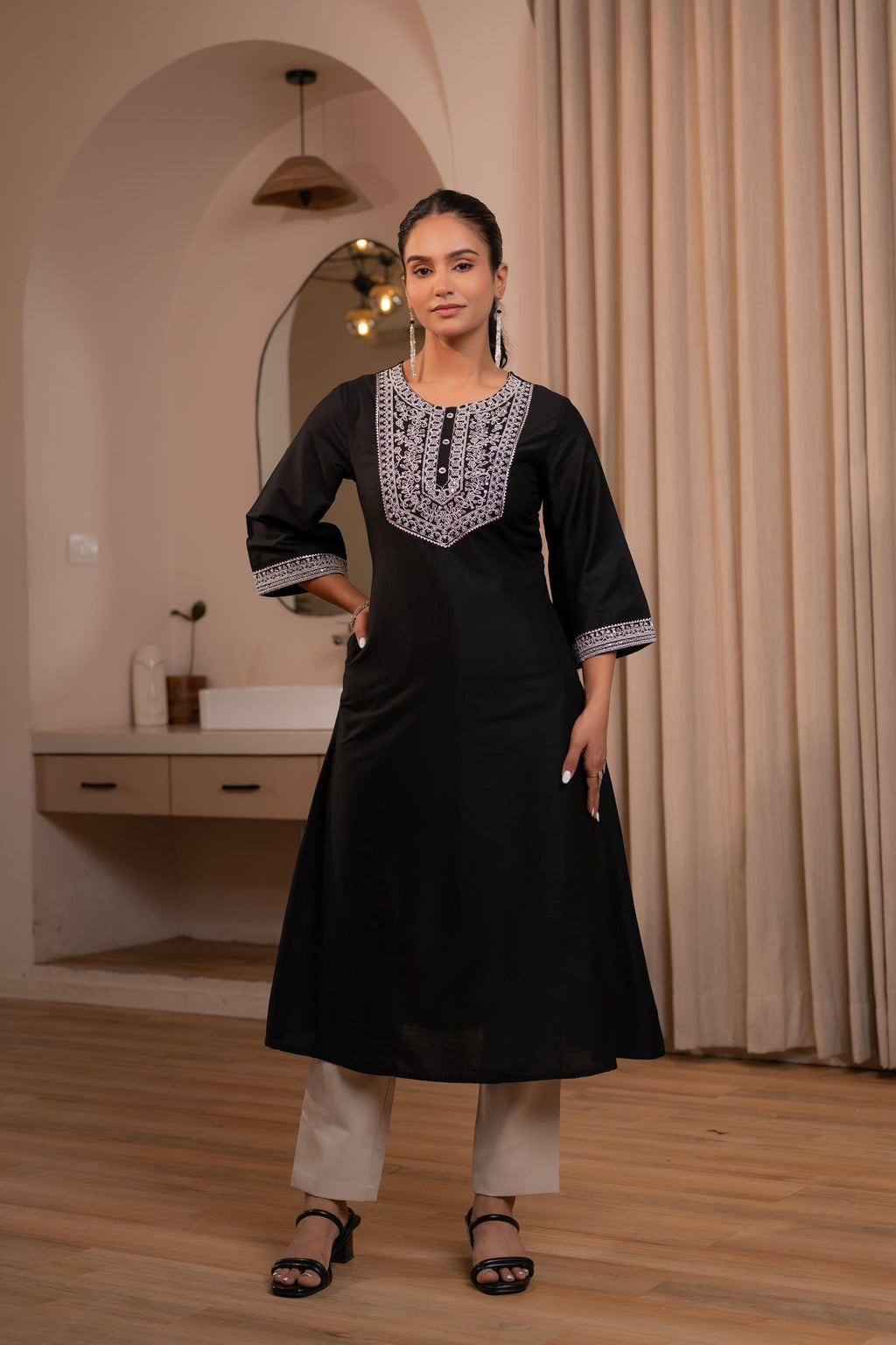 Juniper Black Noir Kashida Kurta