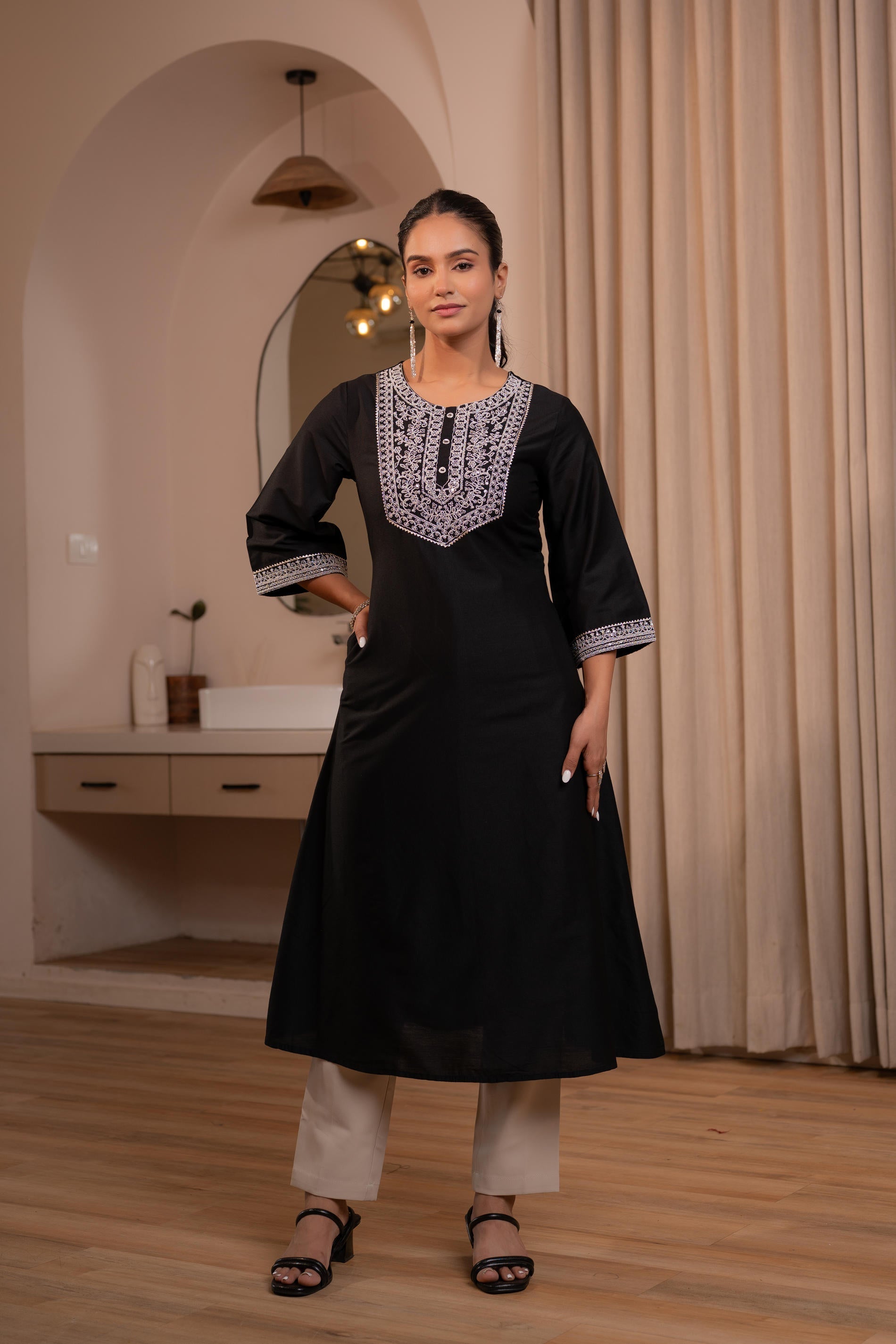 Juniper Black Noir Kashida Kurta