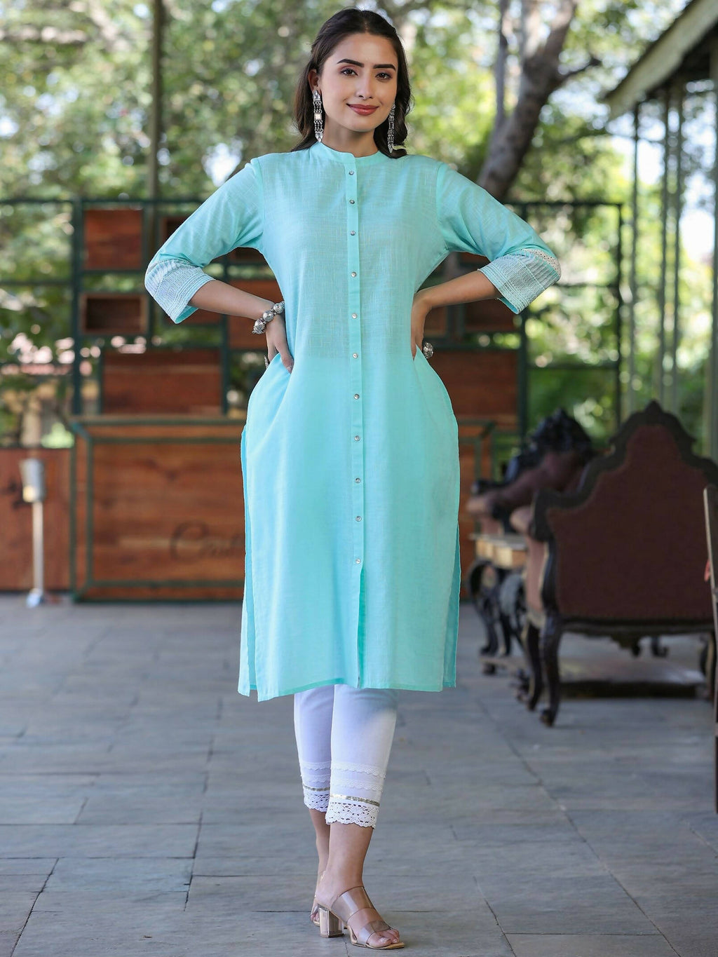 Juniper Women's Seagreen Cotton Slub Embroidered Straight Kurta