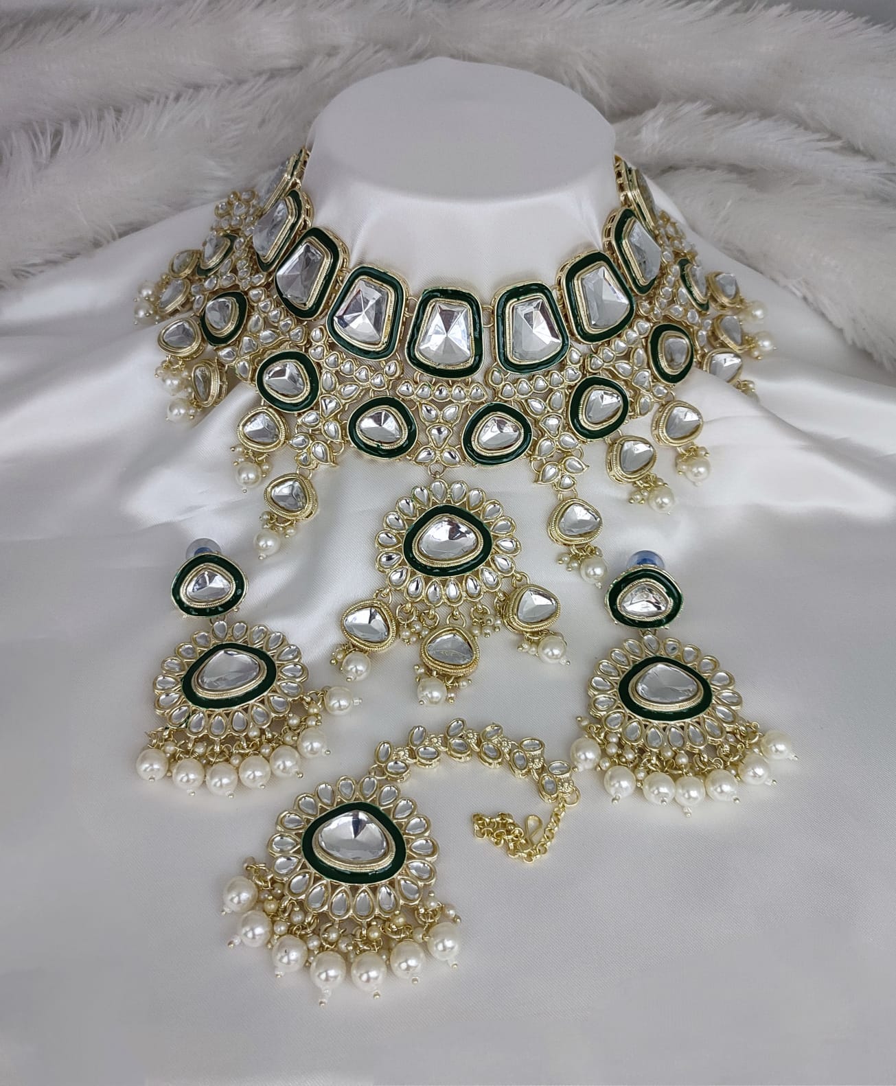 Jewel City Crystal Glass Kundan Choker Set with Maang Tikka - Royal Wedding Collection (Premium Pearl Drops)