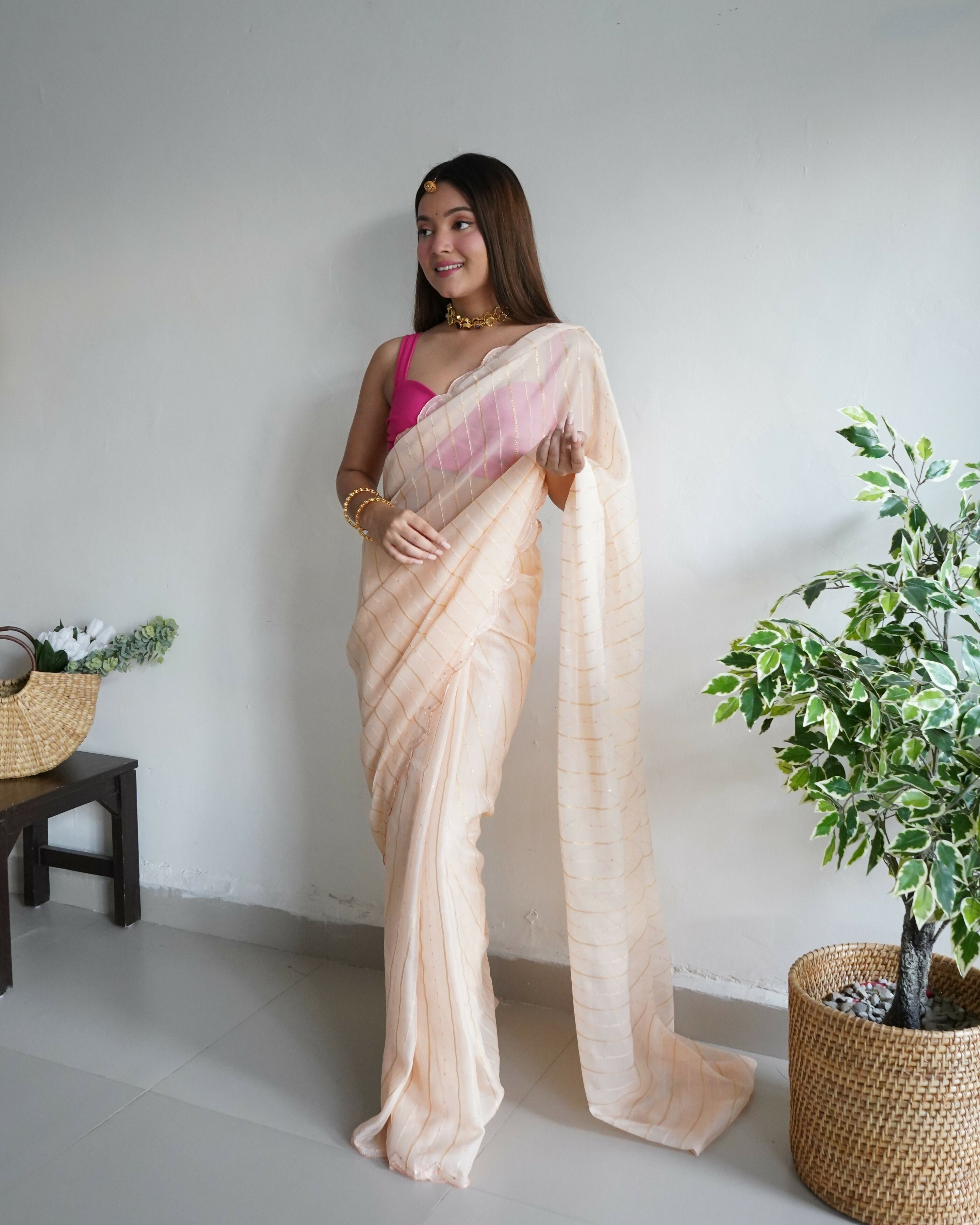 Vamsee Lining Organza Peach Chiffon Saree