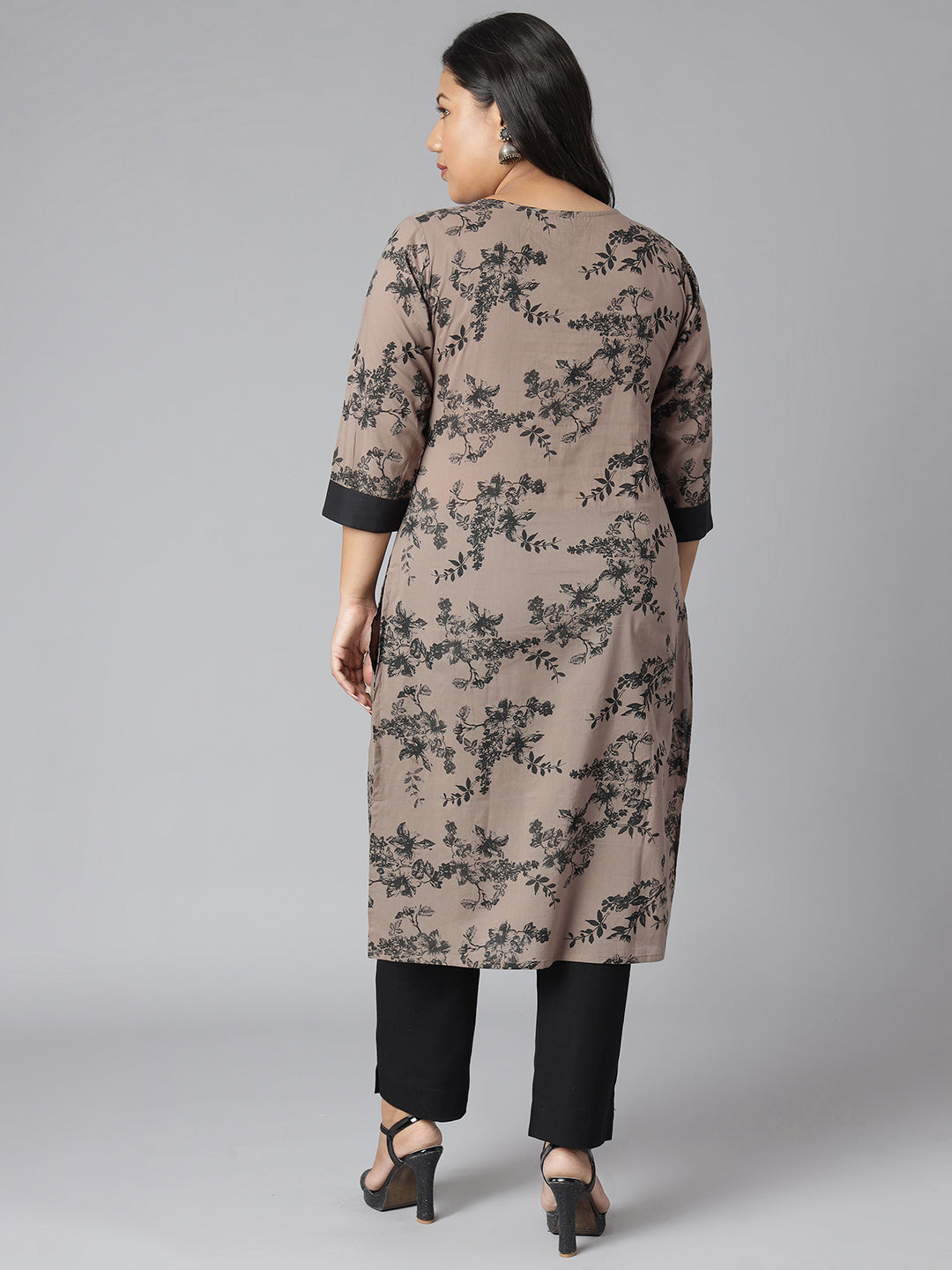 Janasya Women's Grey Cotton Floral Print Casual Straight Kurta