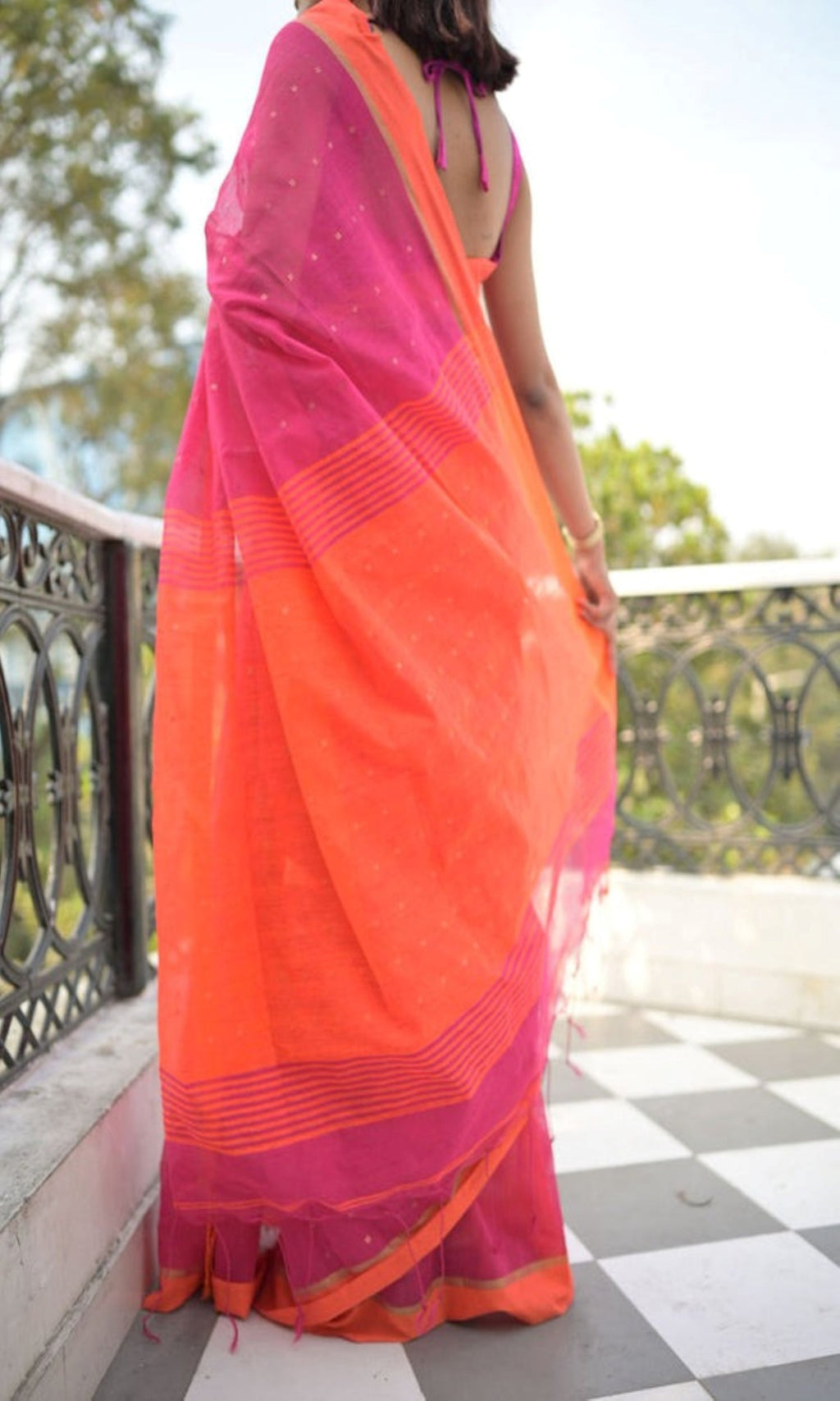 Piyari Fashion Handloom Cotton Blend Rani Pink Sequin Saree