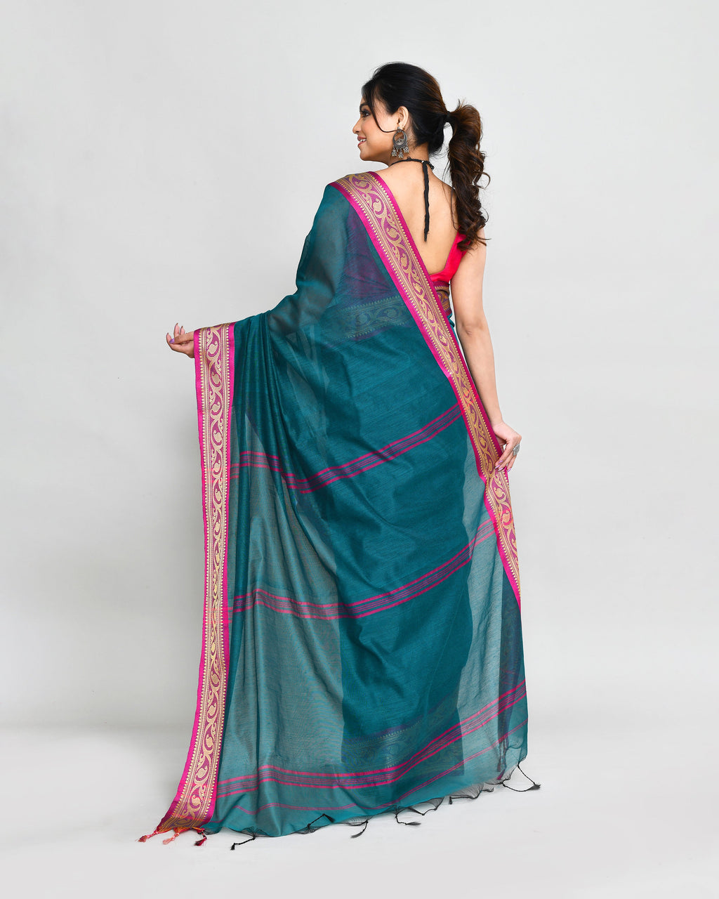Piyari Fashion Women`s Cotton Silk Teal Handloom Saree With Blouse