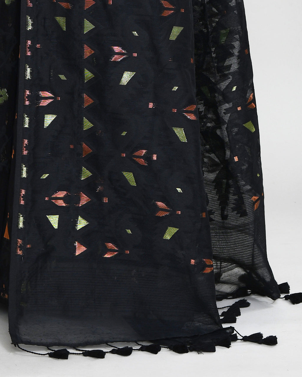 Piyari Fashion Women's Black Cotton Silk Jamdani Saree With Tassels