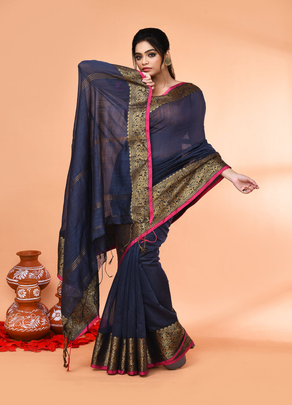Piyari Fashion Women`s Cotton Blend Grey Handloom Saree With Blouse