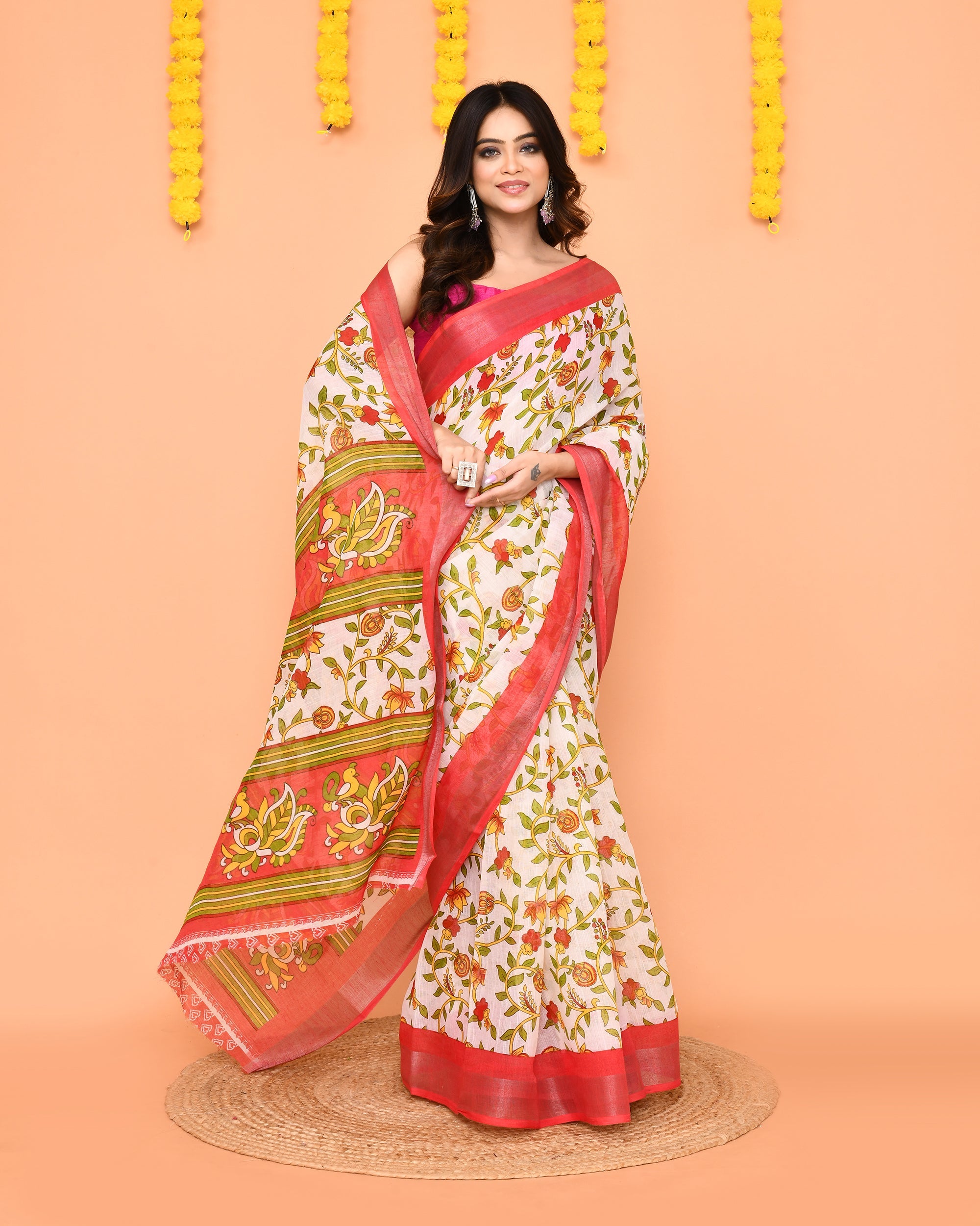 Piyari Fashion Women's Off White Printed Cotton Saree With Zari Border