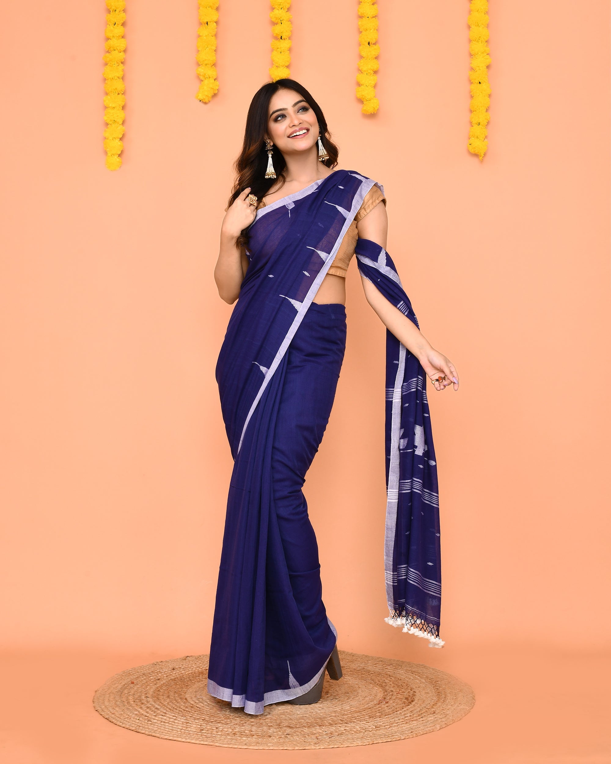 Piyari Fashion Soft Mul Cotton Blue Jamdani Saree With Net Tassels
