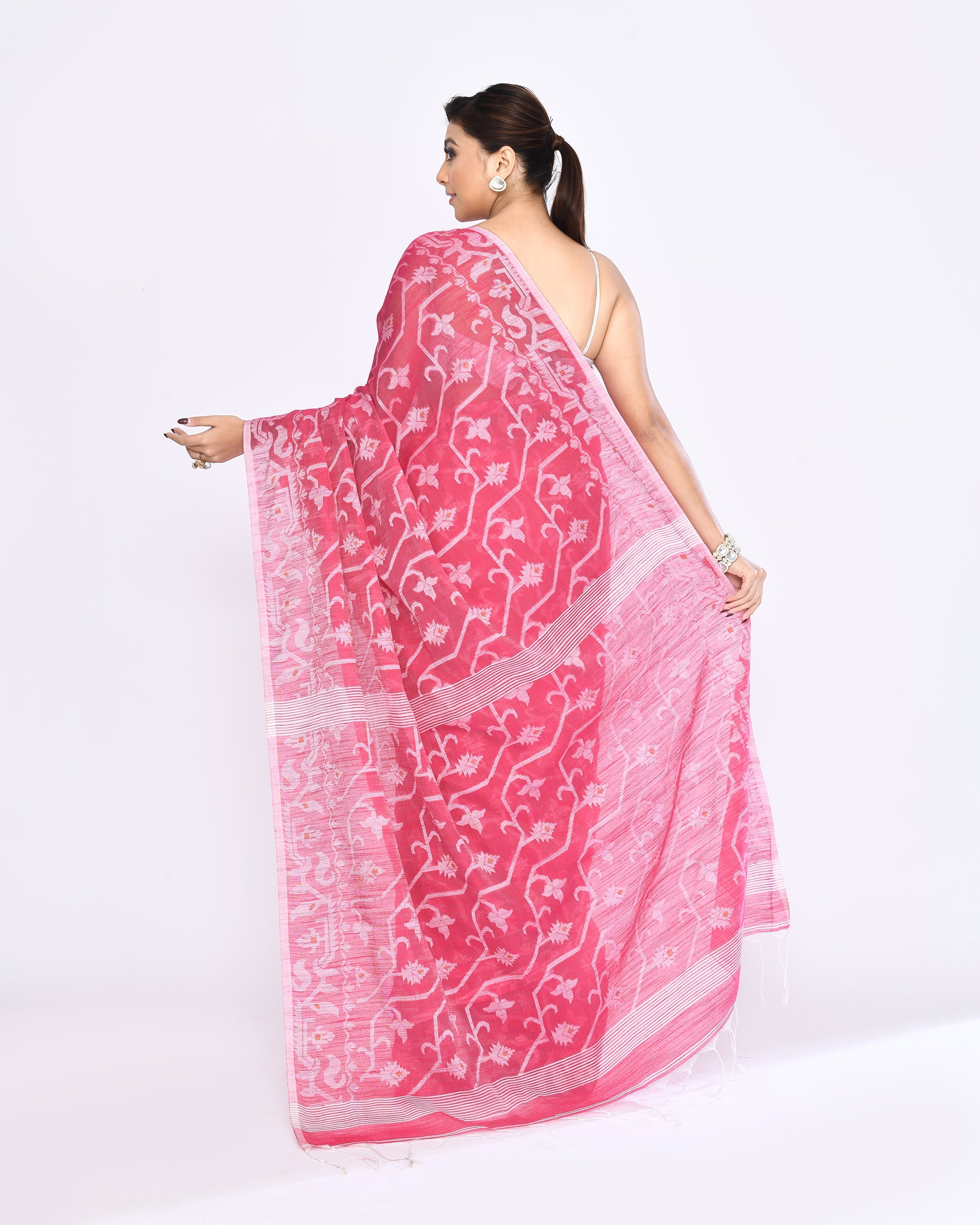 Piyari Fashion Women's Pink Embellished Cotton Blend Jamdani Saree