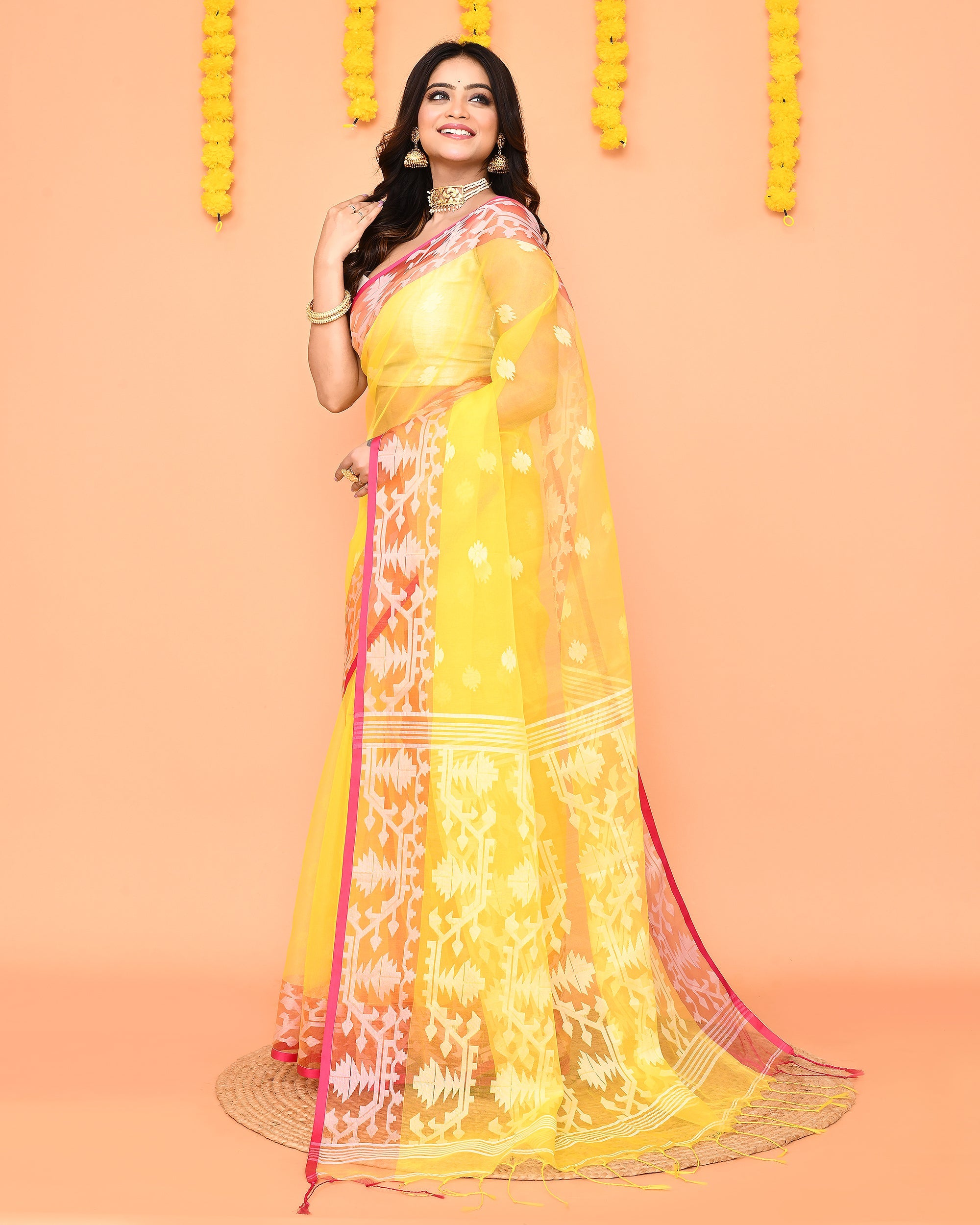 Piyari Fashion Women's Yellow Resham Silk Jamdani Saree