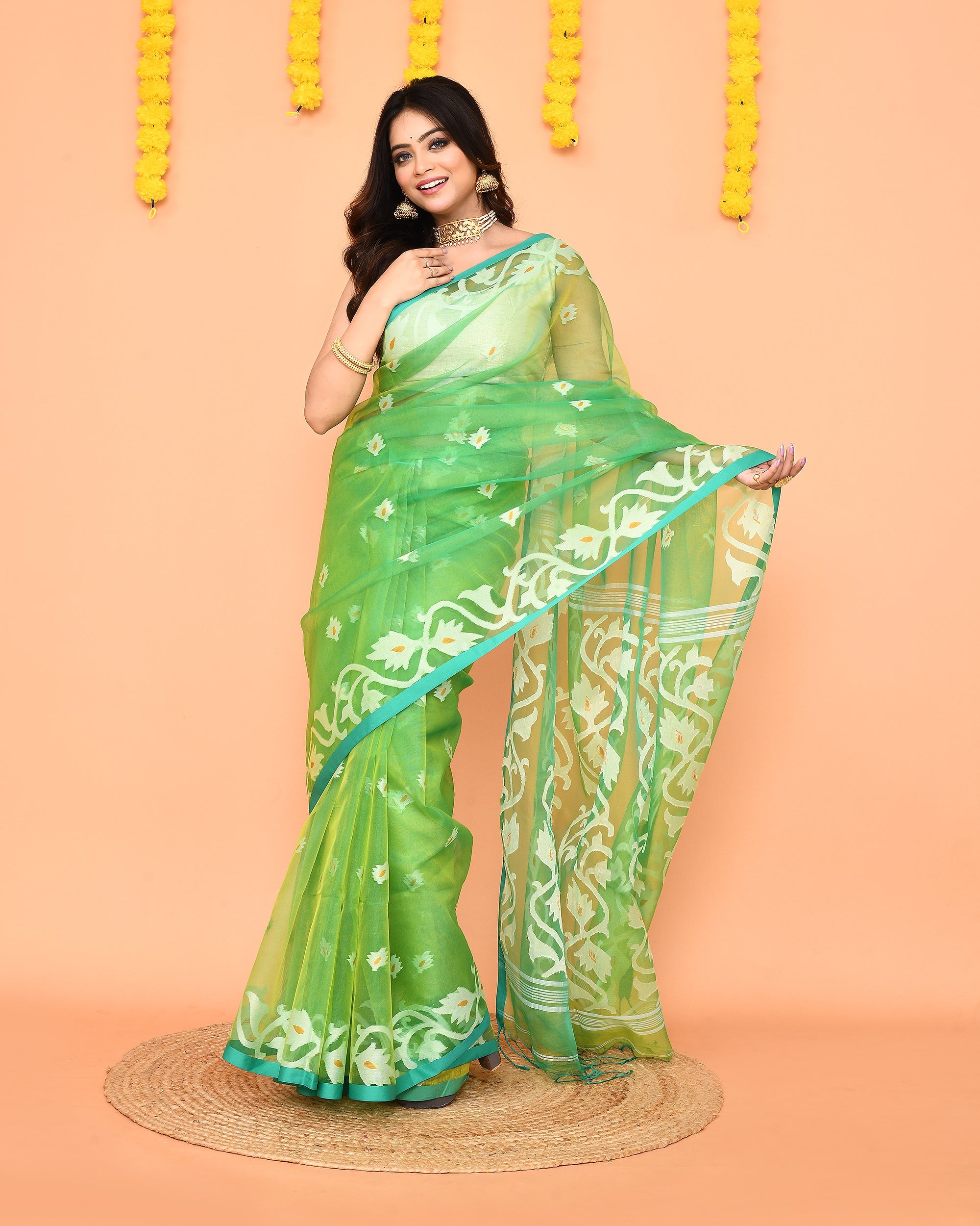Piyari Fashion Women's Green Resham Silk Jamdani Saree