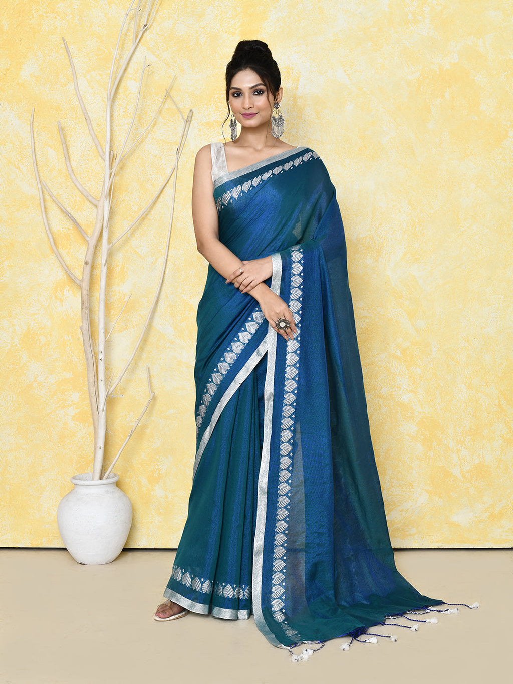 Piyari Fashion Women's Love Border Navy Blue Tissue Saree With Blouse Piece