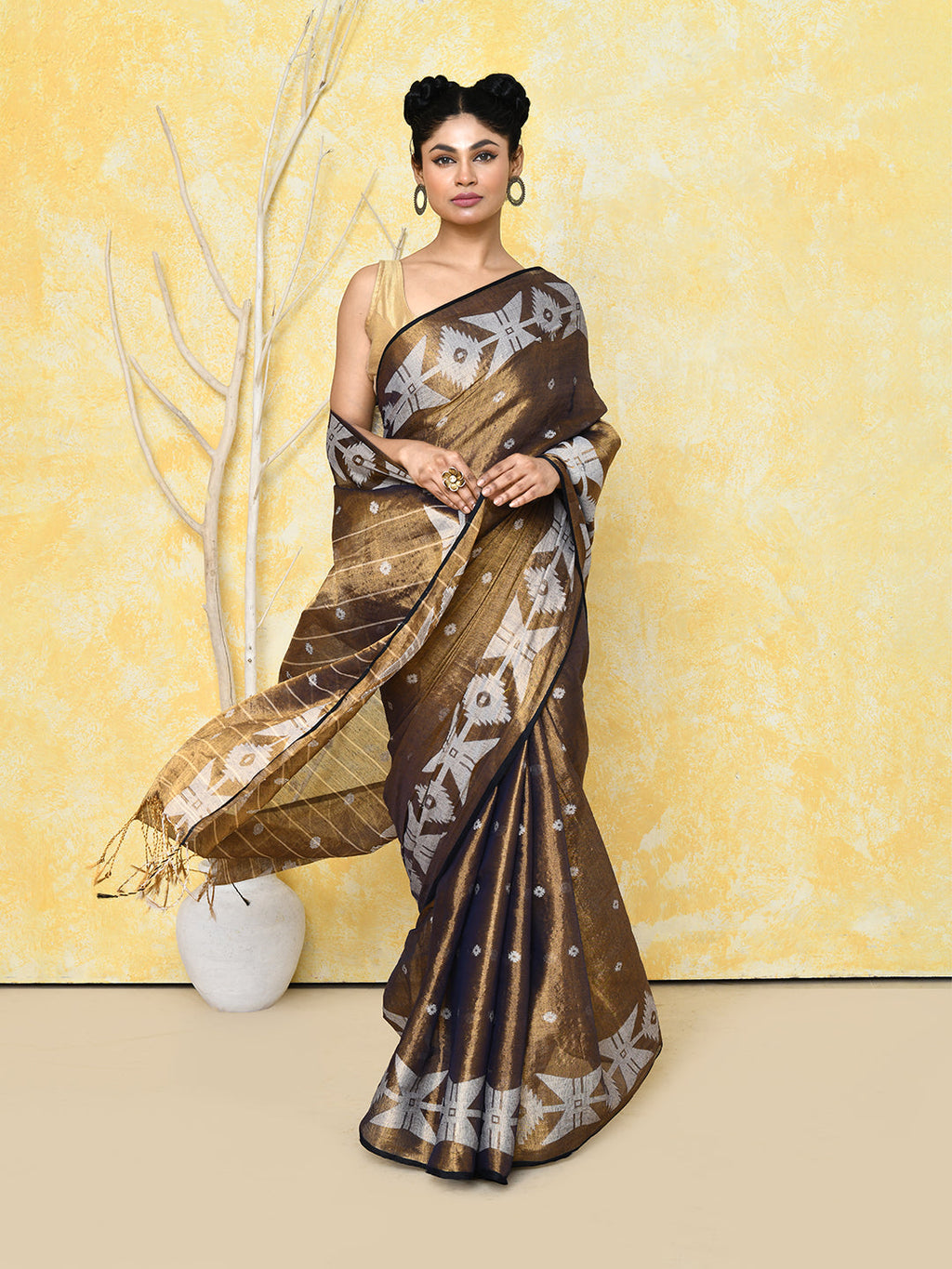 Piyari Fashion Women's Gold Dual Tone Organic Tissue Jamdani Saree With Blouse Piece