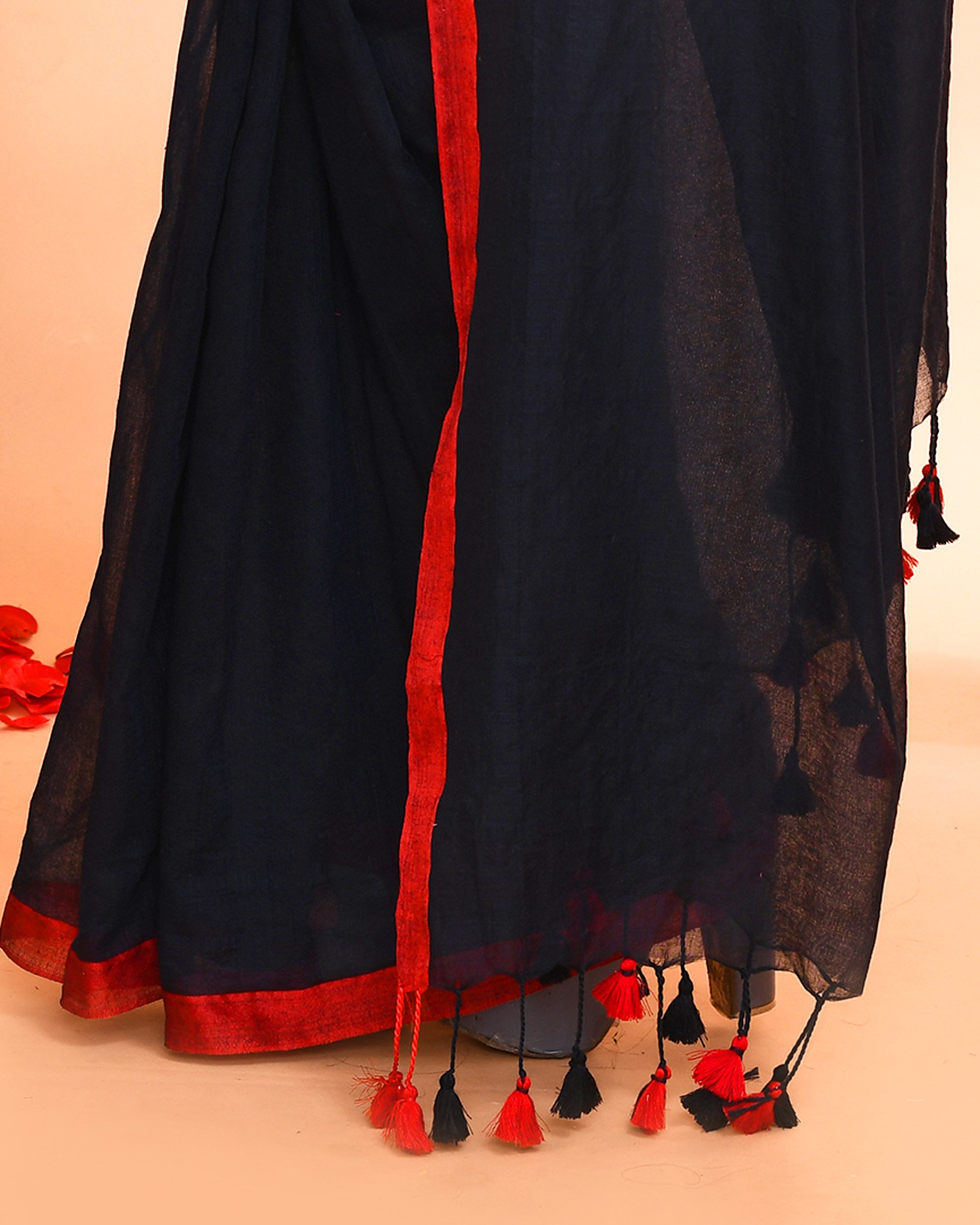 Piyari Fashion Red Border Black Mulmul Cotton Saree With Tassels