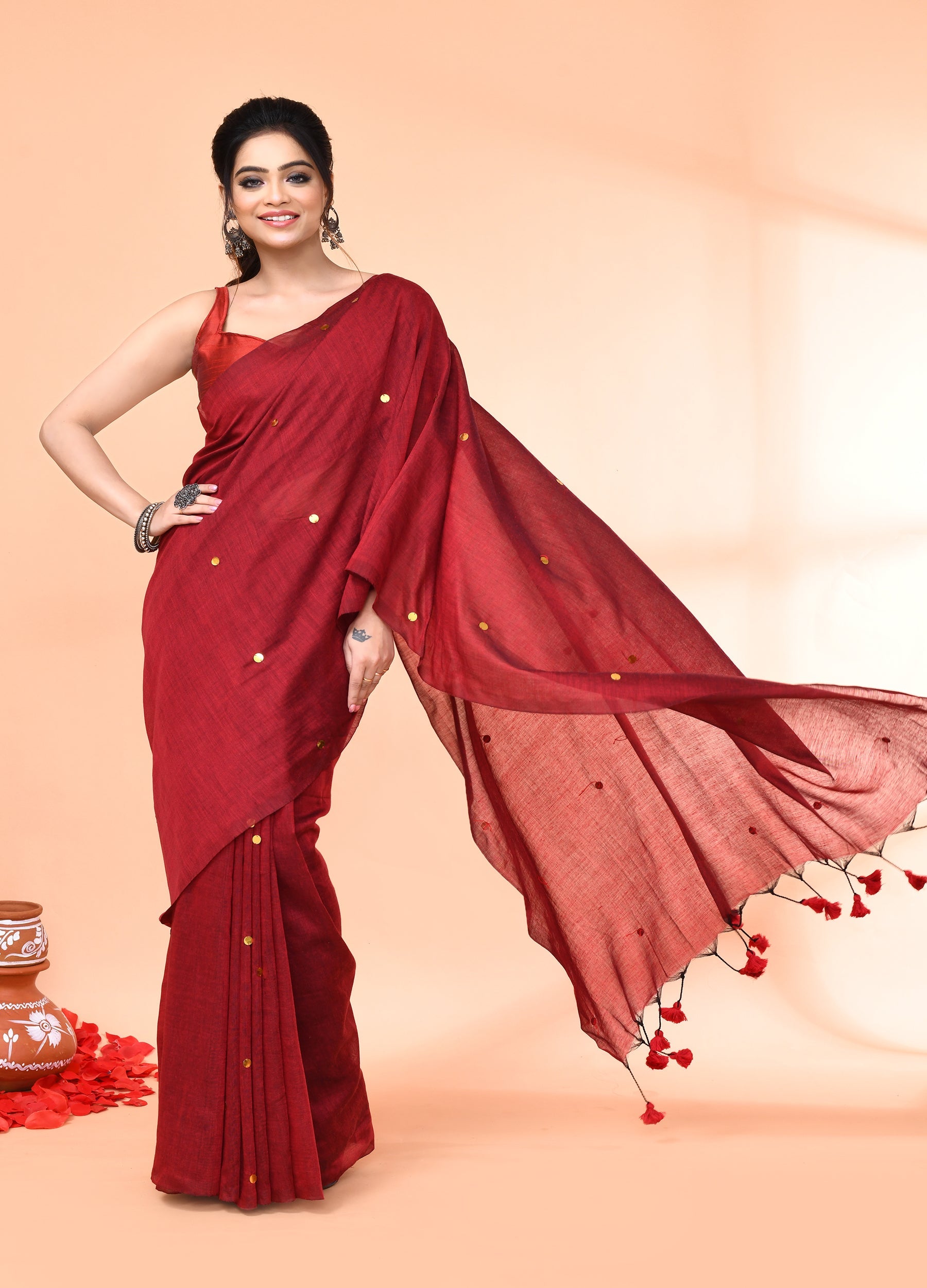 Piyari Fashion Women`s Cotton Handloom Maroon Sequin Saree With Blouse