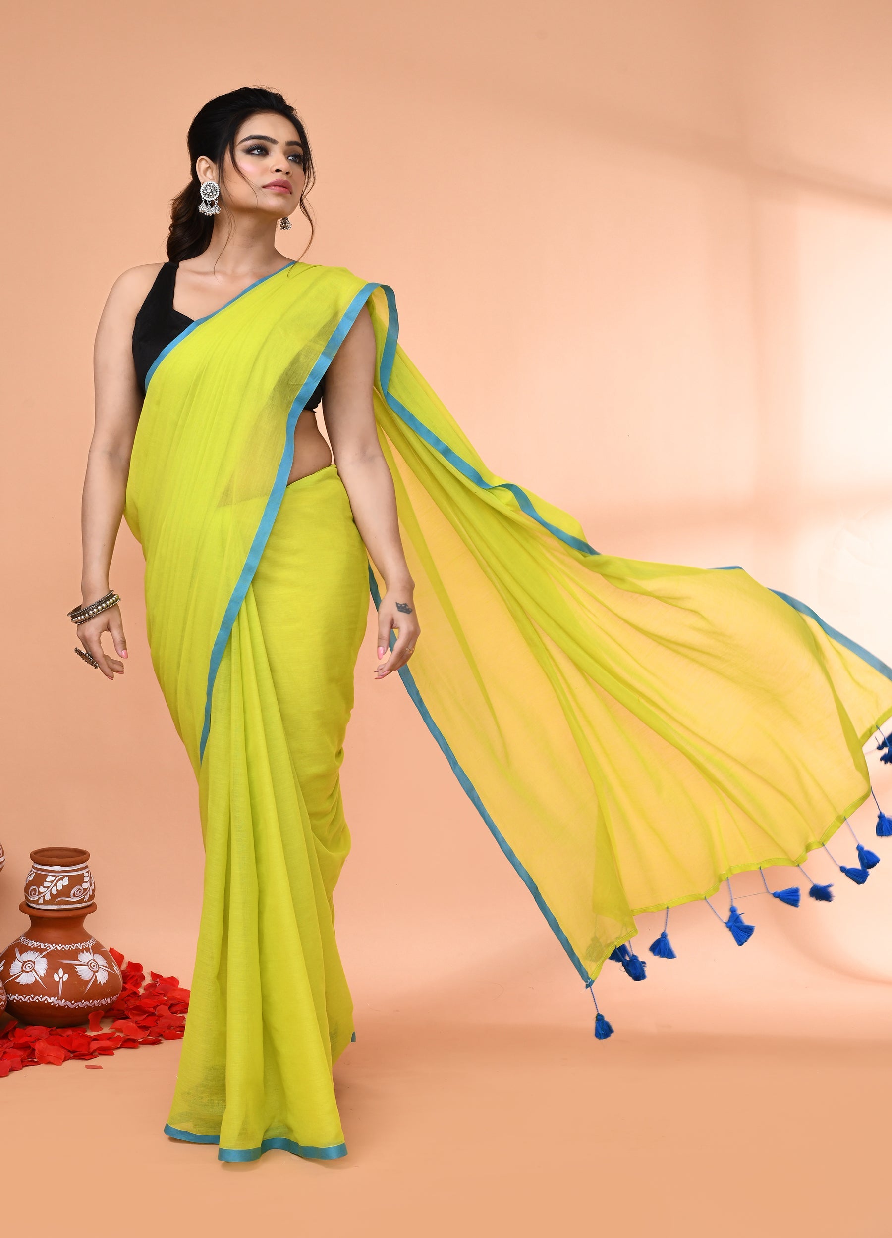 Piyari Fashion Lemon Green Mulmul Cotton Saree With Tassels