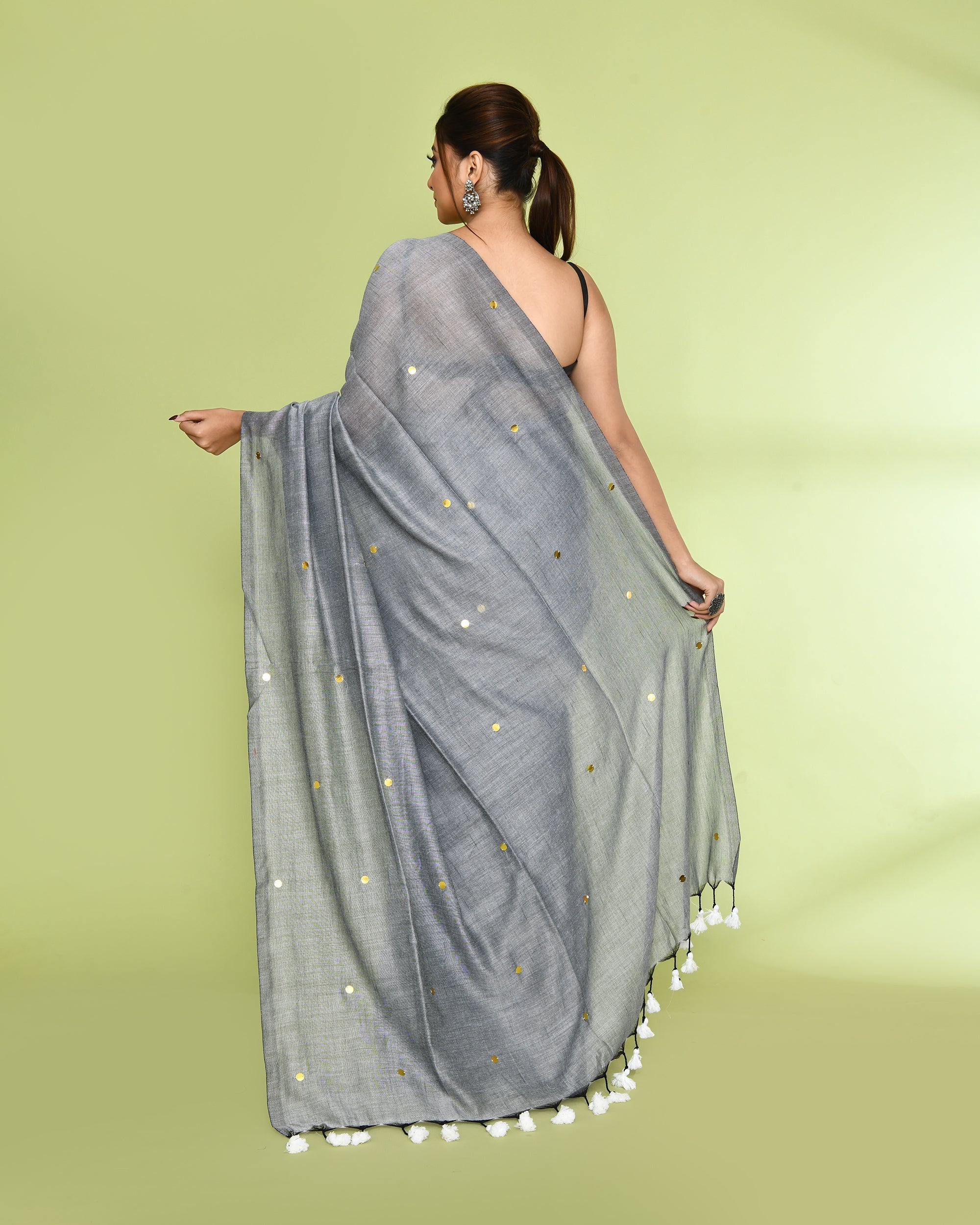 Piyari Fashion Women's Silver Grey Embellished Sequined Cotton Saree