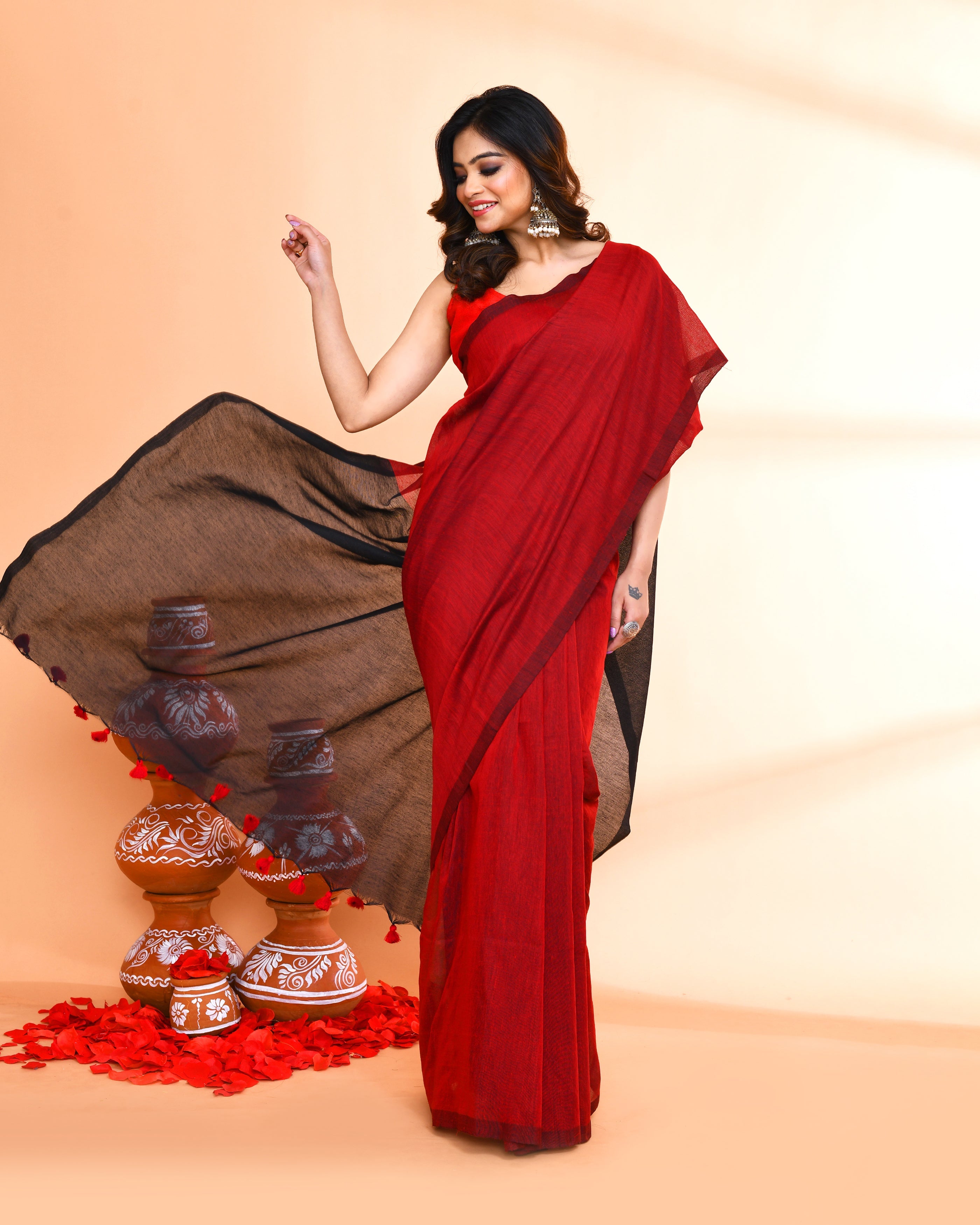 Piyari Fashion Handspun Cotton Red Handloom Saree With Blouse