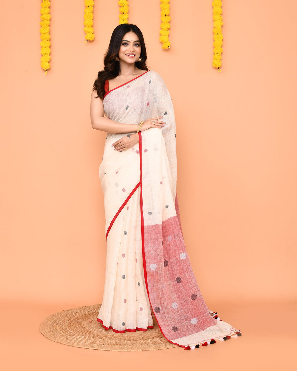 Piyari Fashion Women's Off White Linen Ball Jamdani Saree With Tassels
