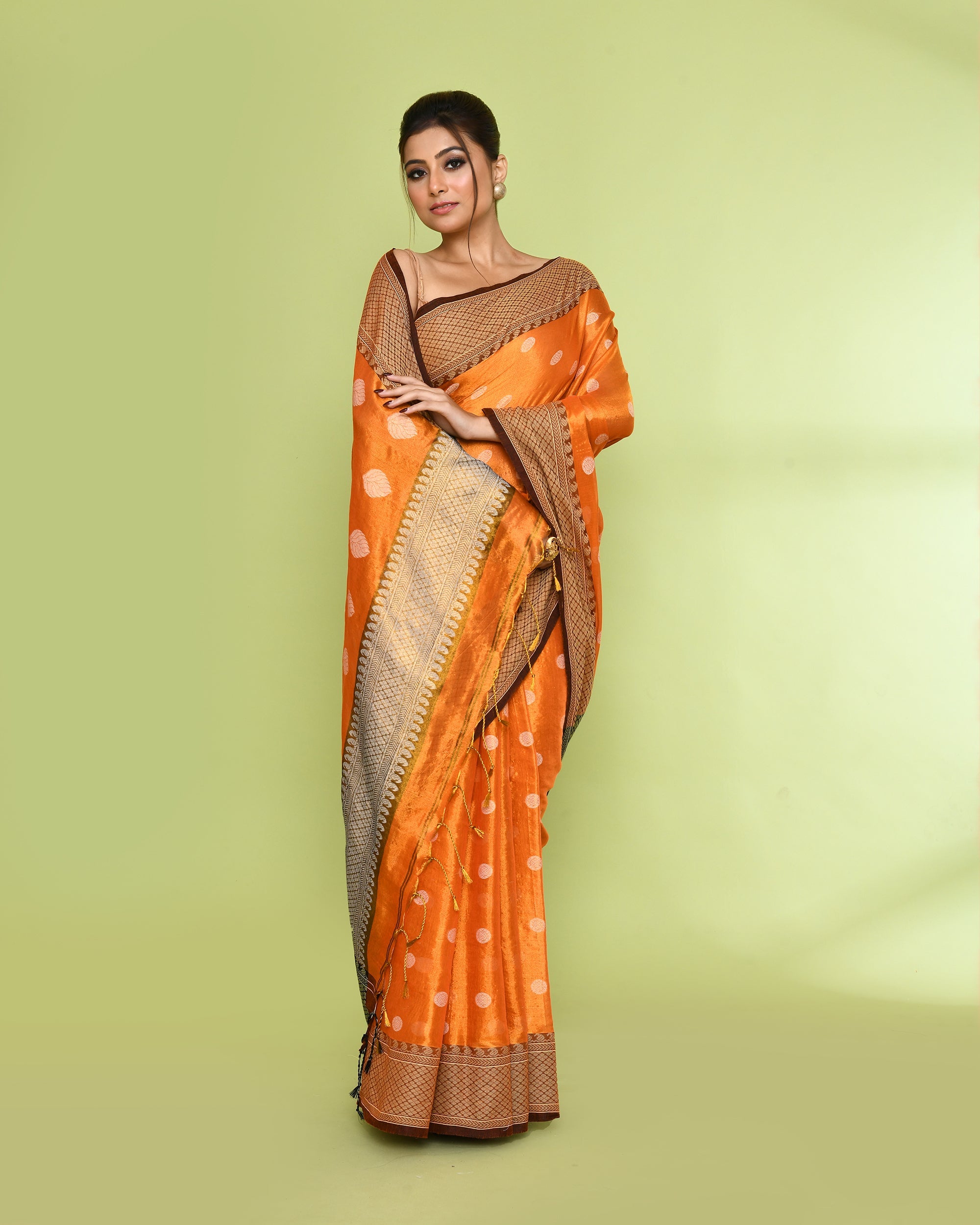 Piyari Fashion Women's Orange Zari Cotton Tissue Jamdani Saree