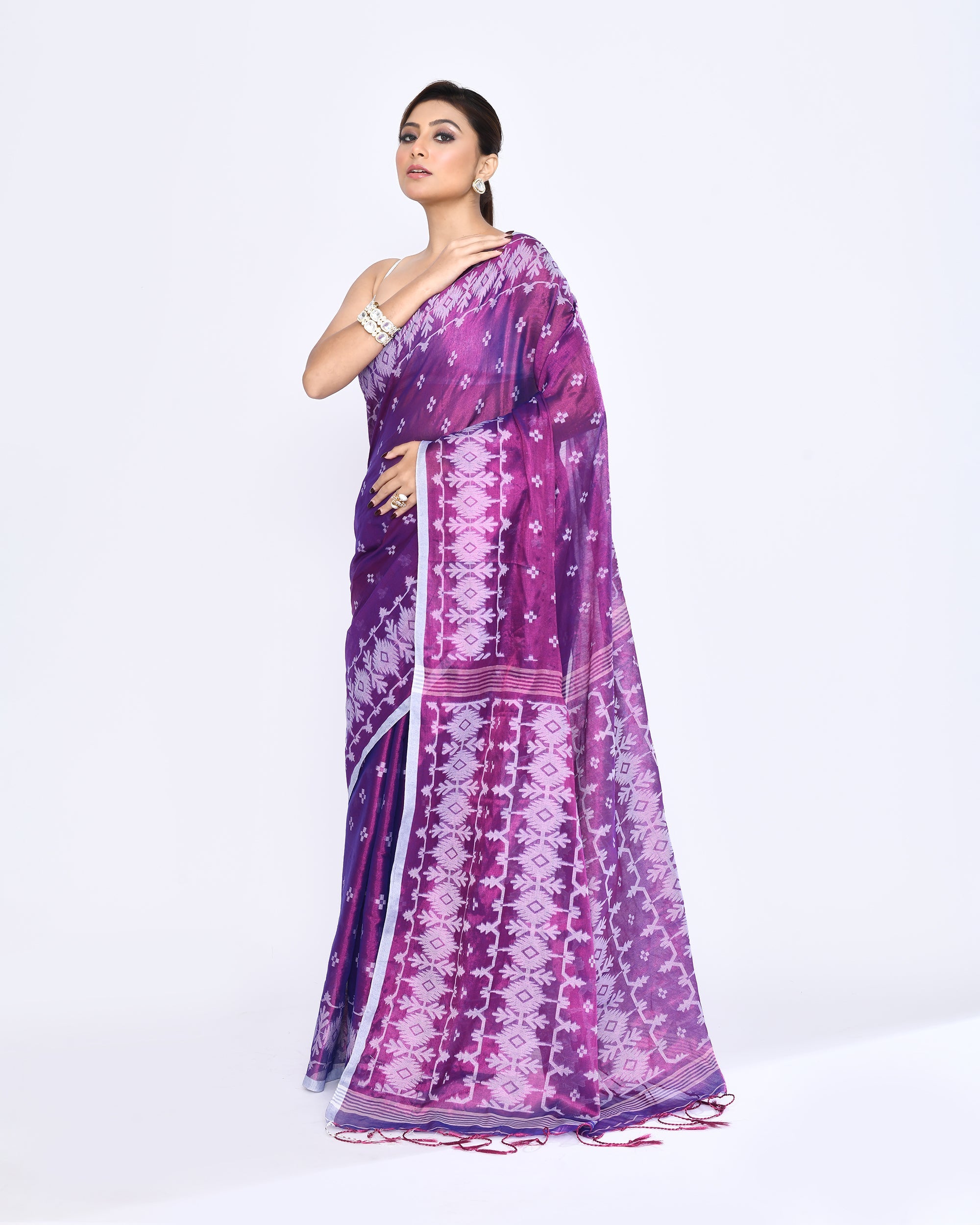 Piyari Fashion Women's Purple Zari Cotton Tissue Jamdani Saree