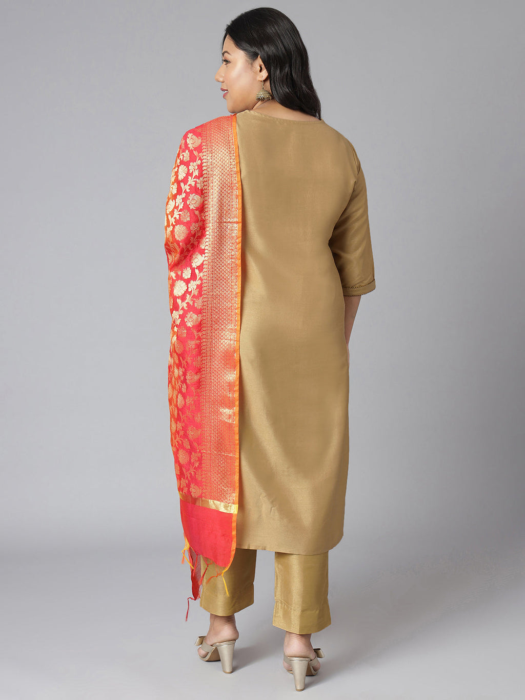 Janasya Women's Gold Poly Silk Straight Festive Kurta Set